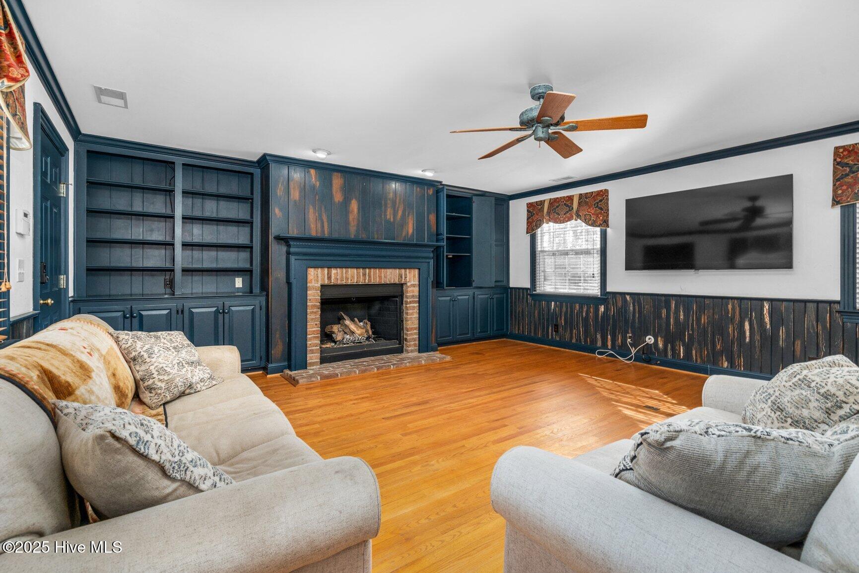715 Evergreen Road