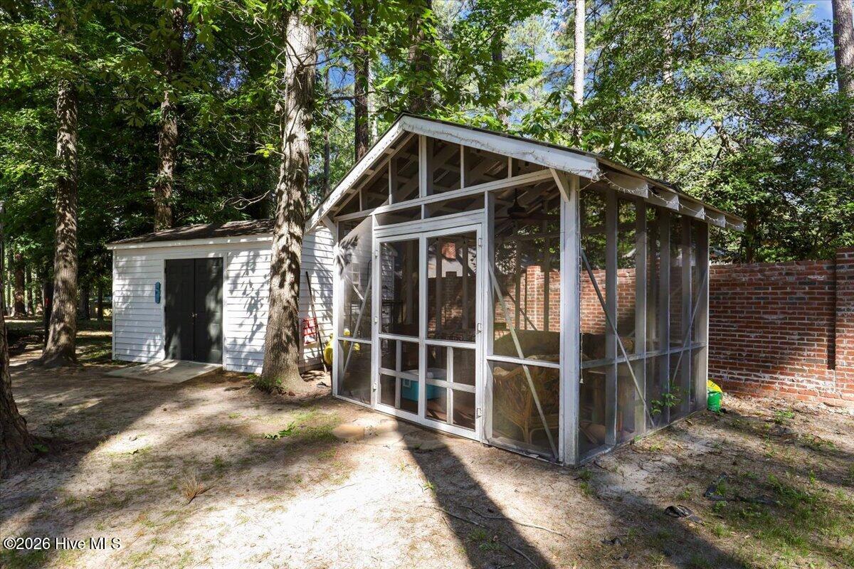 715 Evergreen Road
