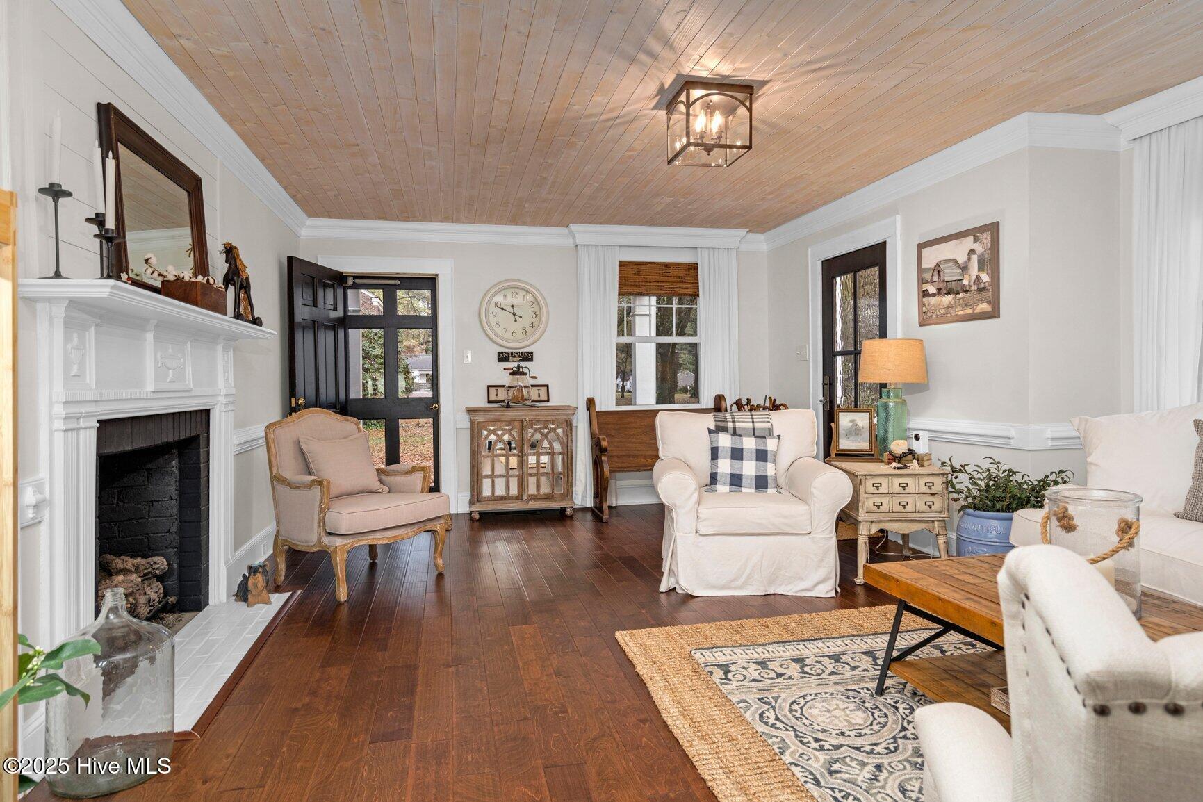 624 Sherrod Heights