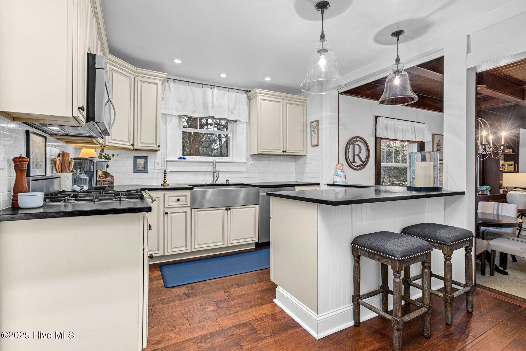 624 Sherrod Heights