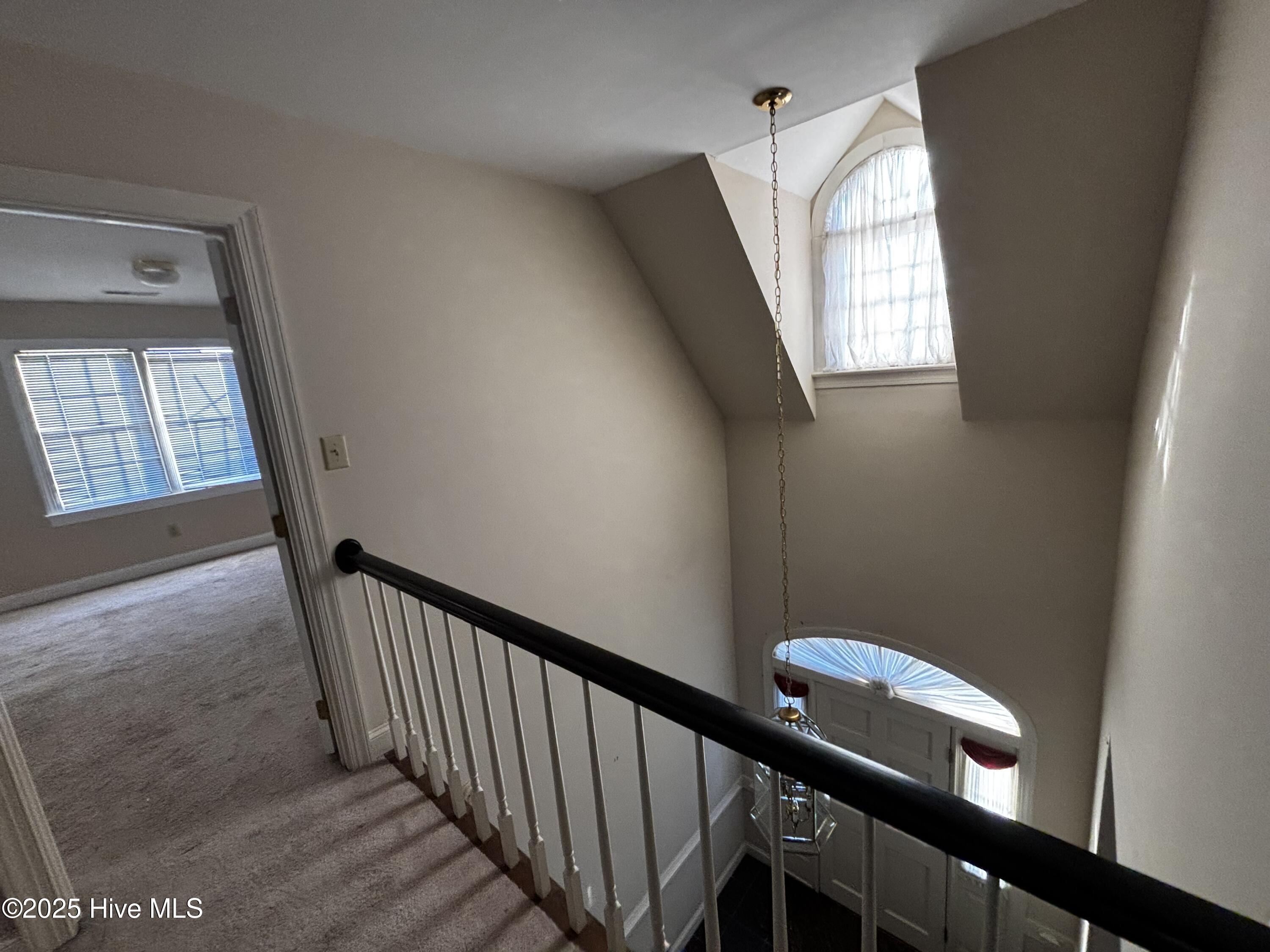 1733 Sparrow Hawk Lane