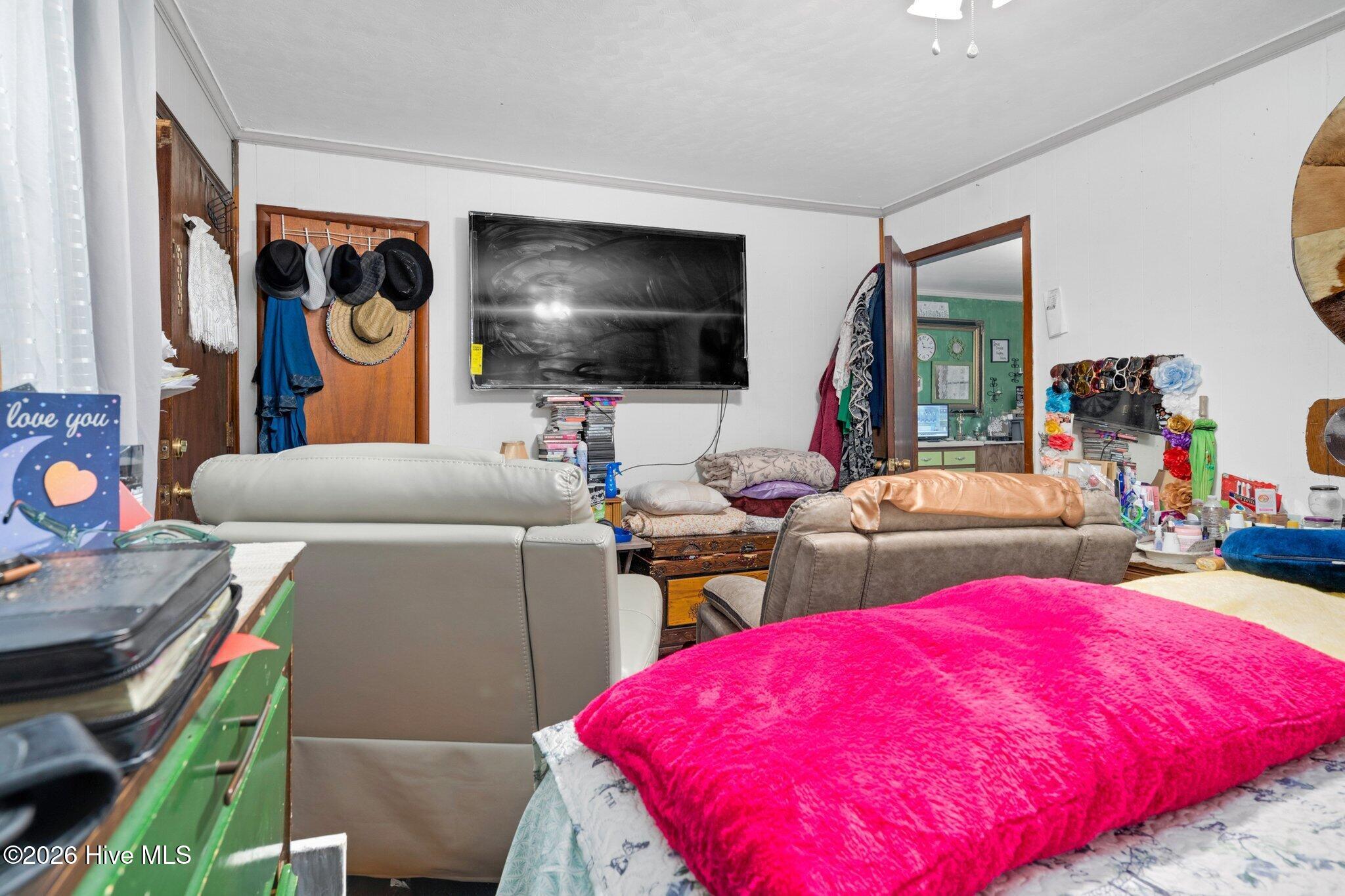 209 SE Railroad Street