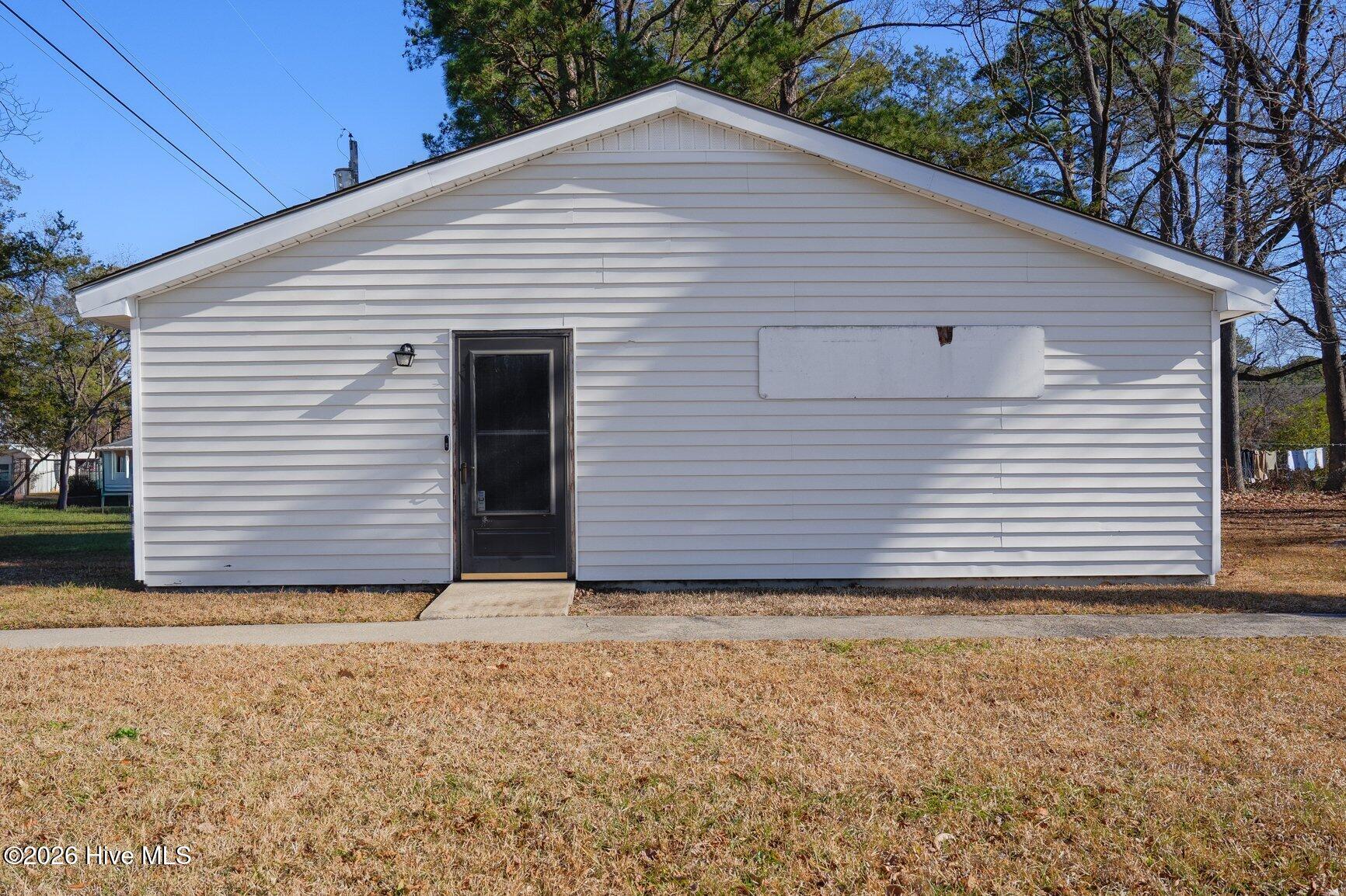 323 Trevathan Street