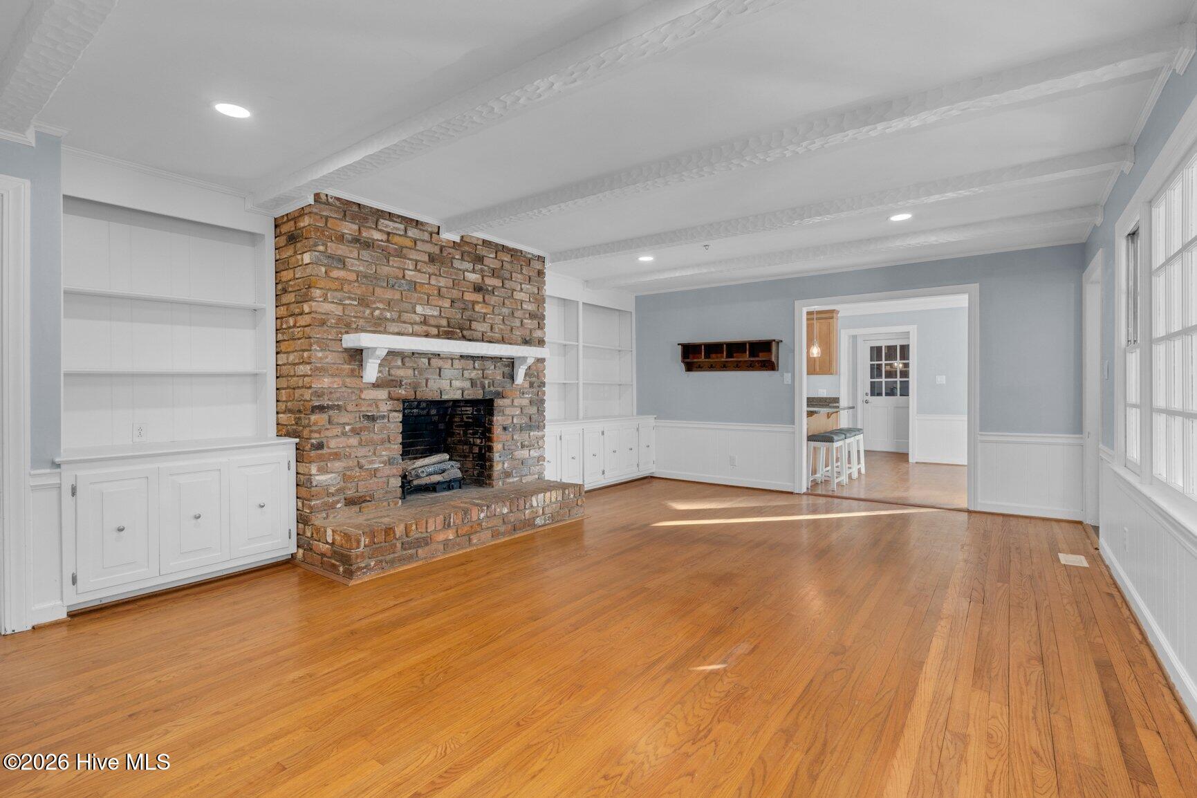 3701 Woodlawn Road