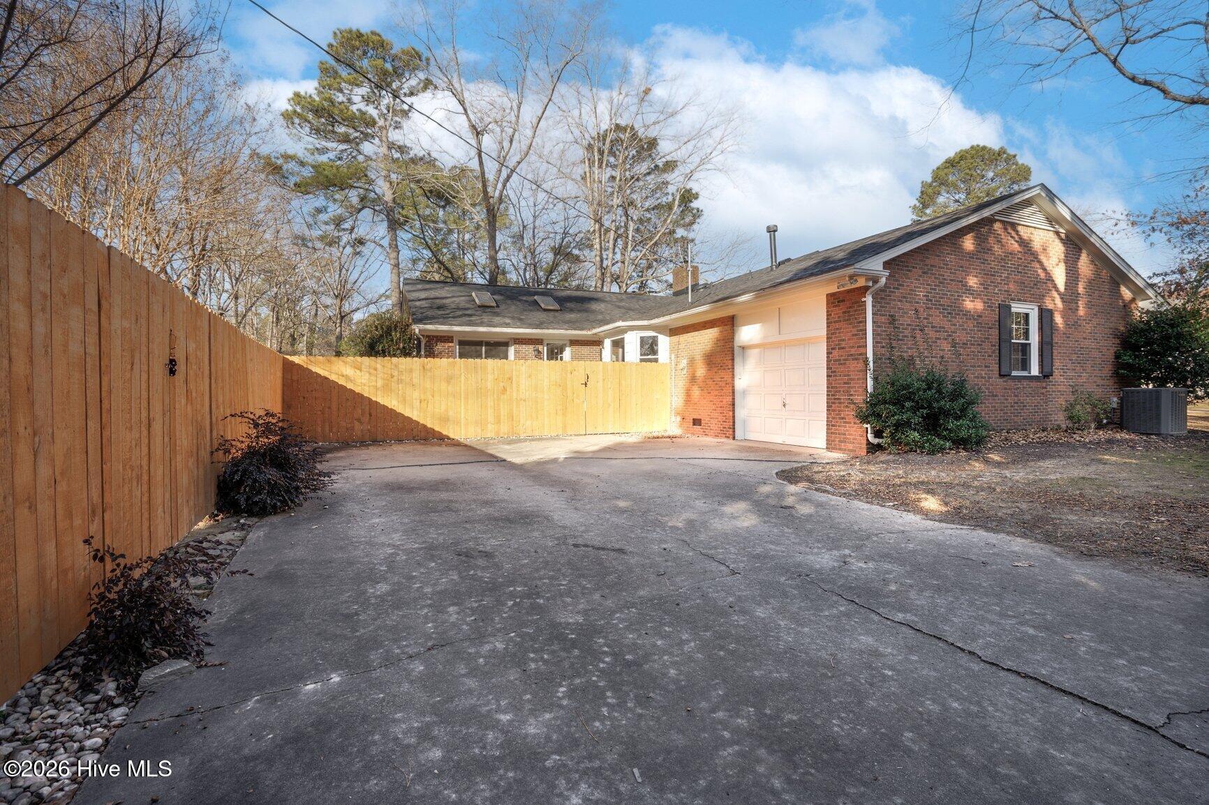 3701 Woodlawn Road