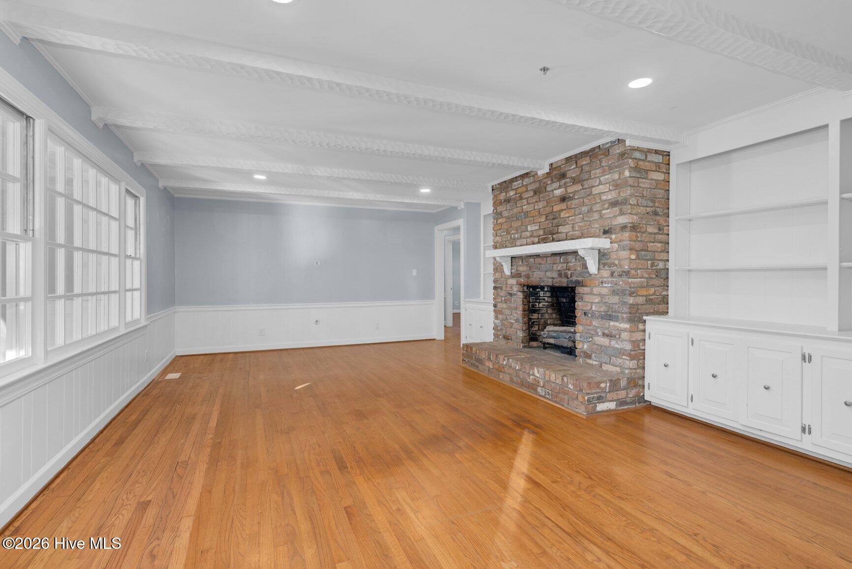 3701 Woodlawn Road
