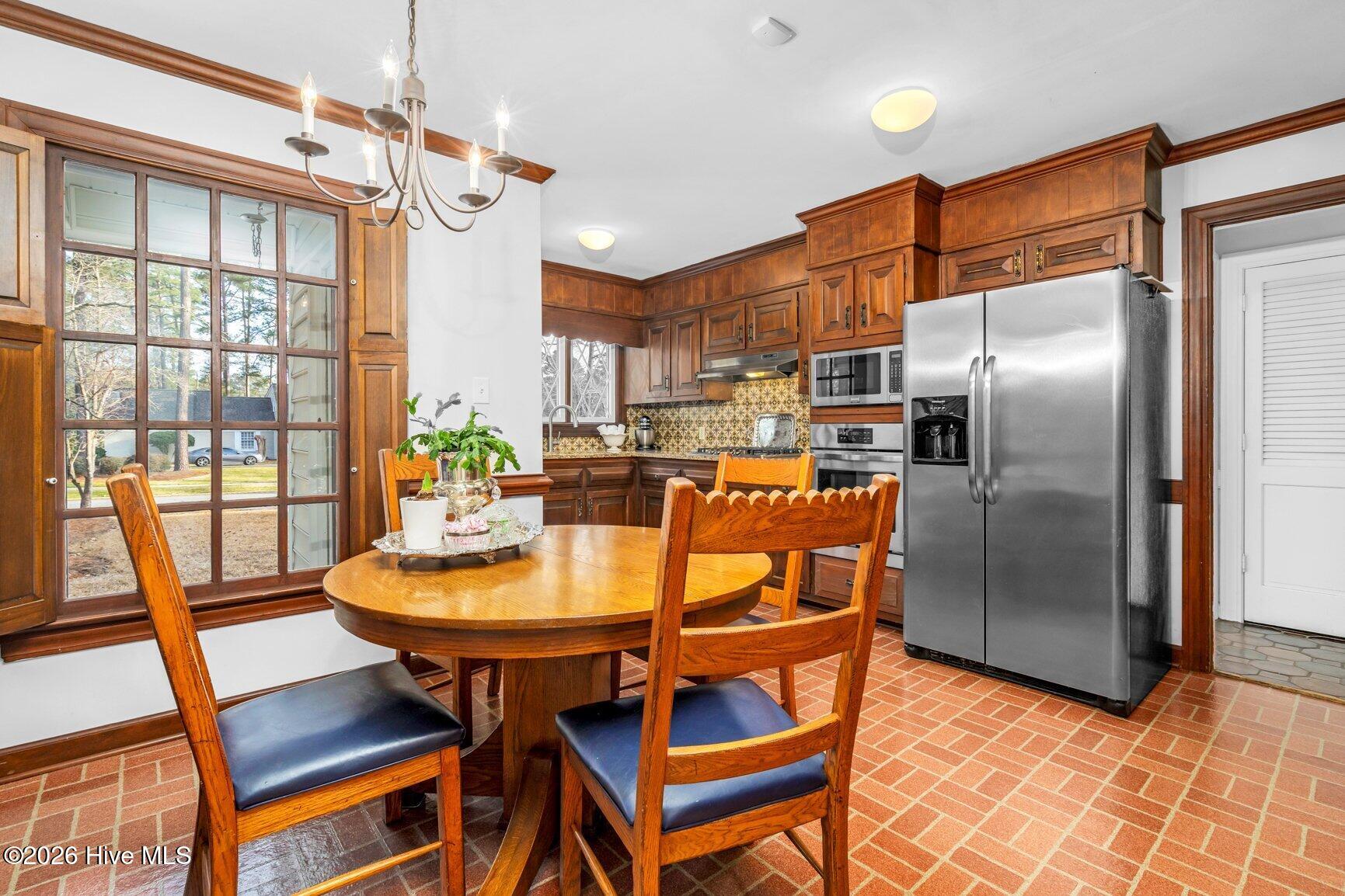 3613 Sheffield Drive