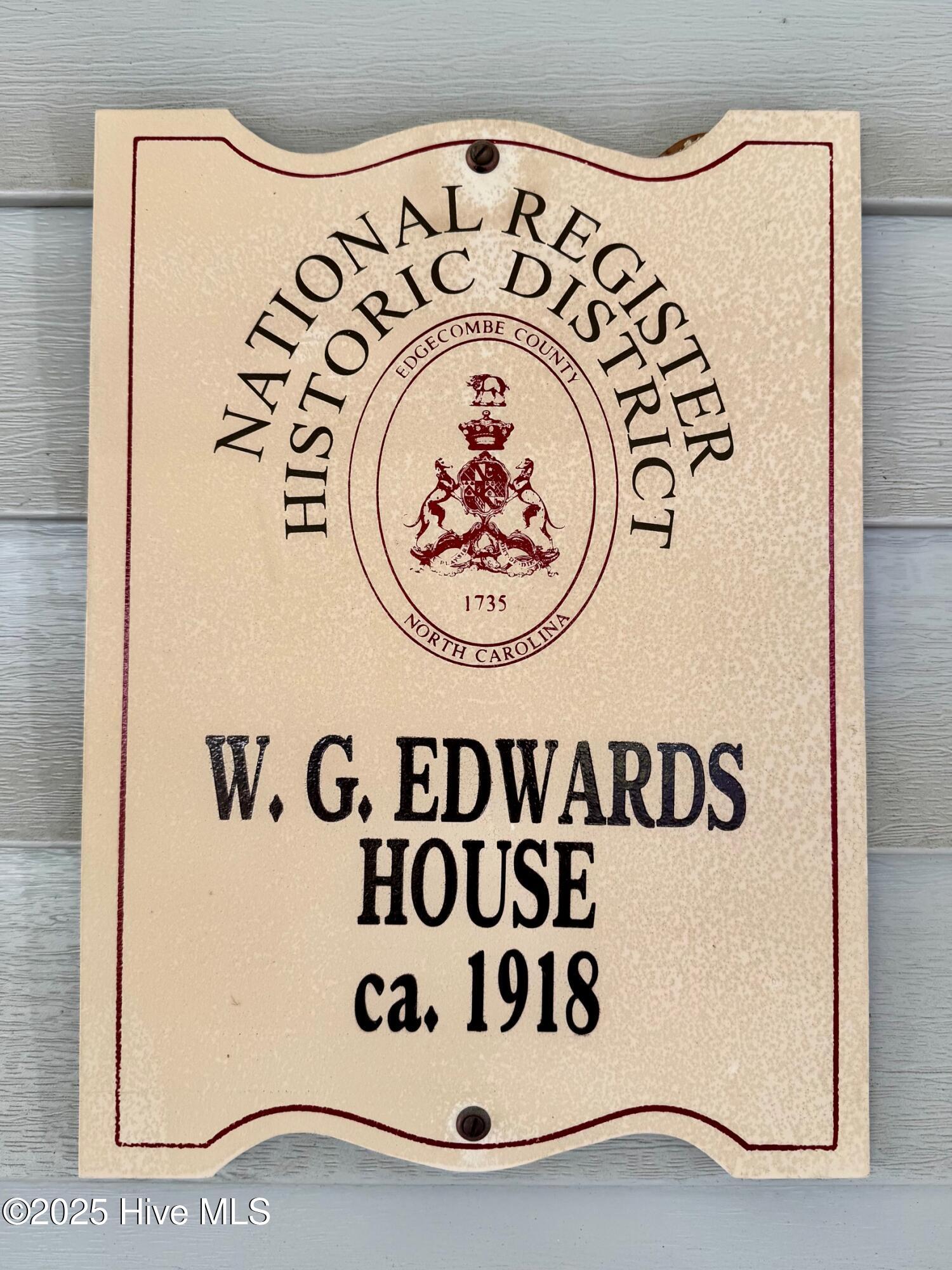 605 Saint David Street