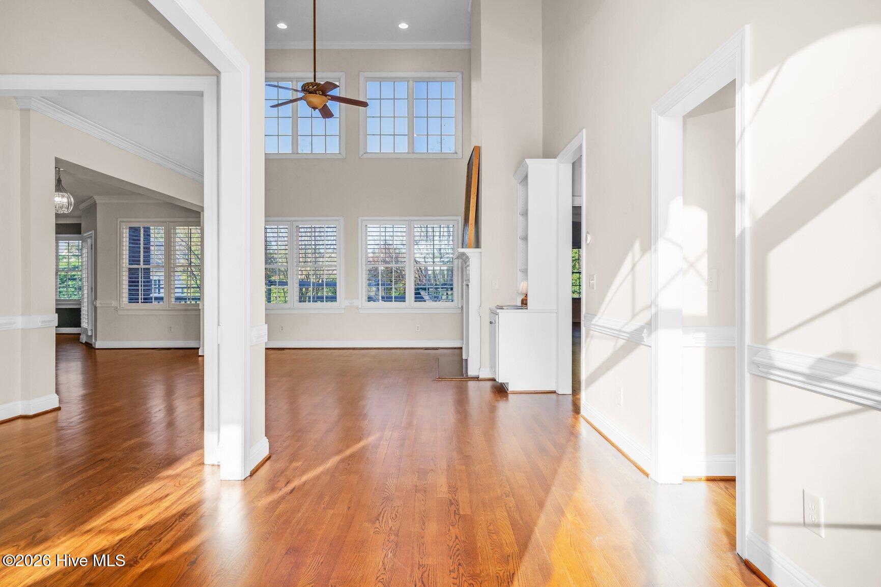 642 Chimney Hill Way