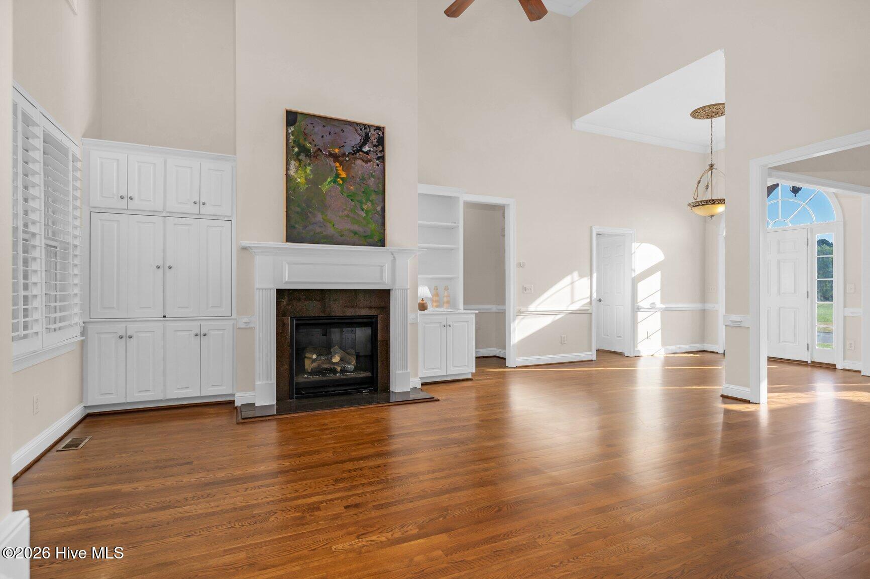 642 Chimney Hill Way