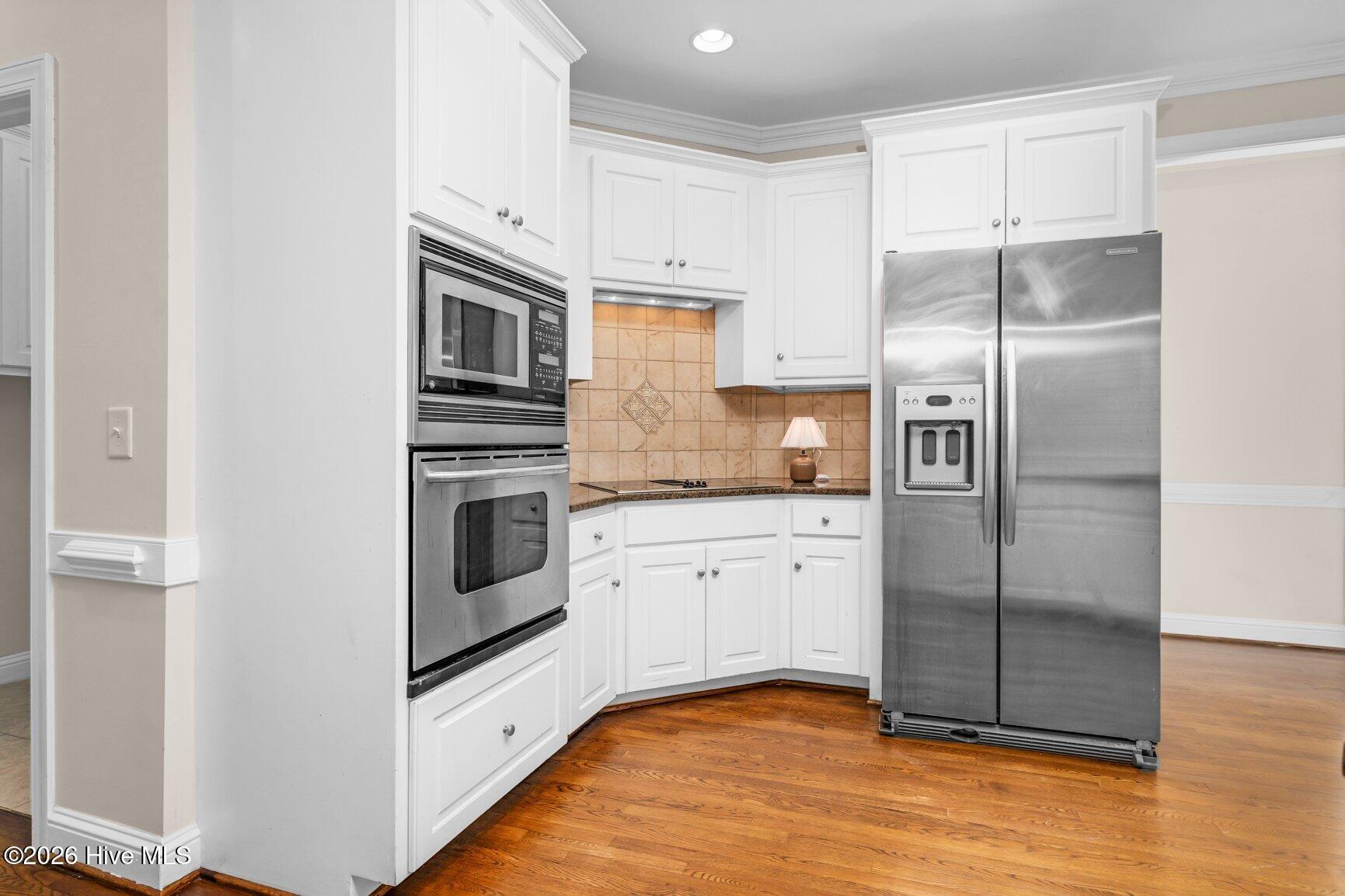 642 Chimney Hill Way