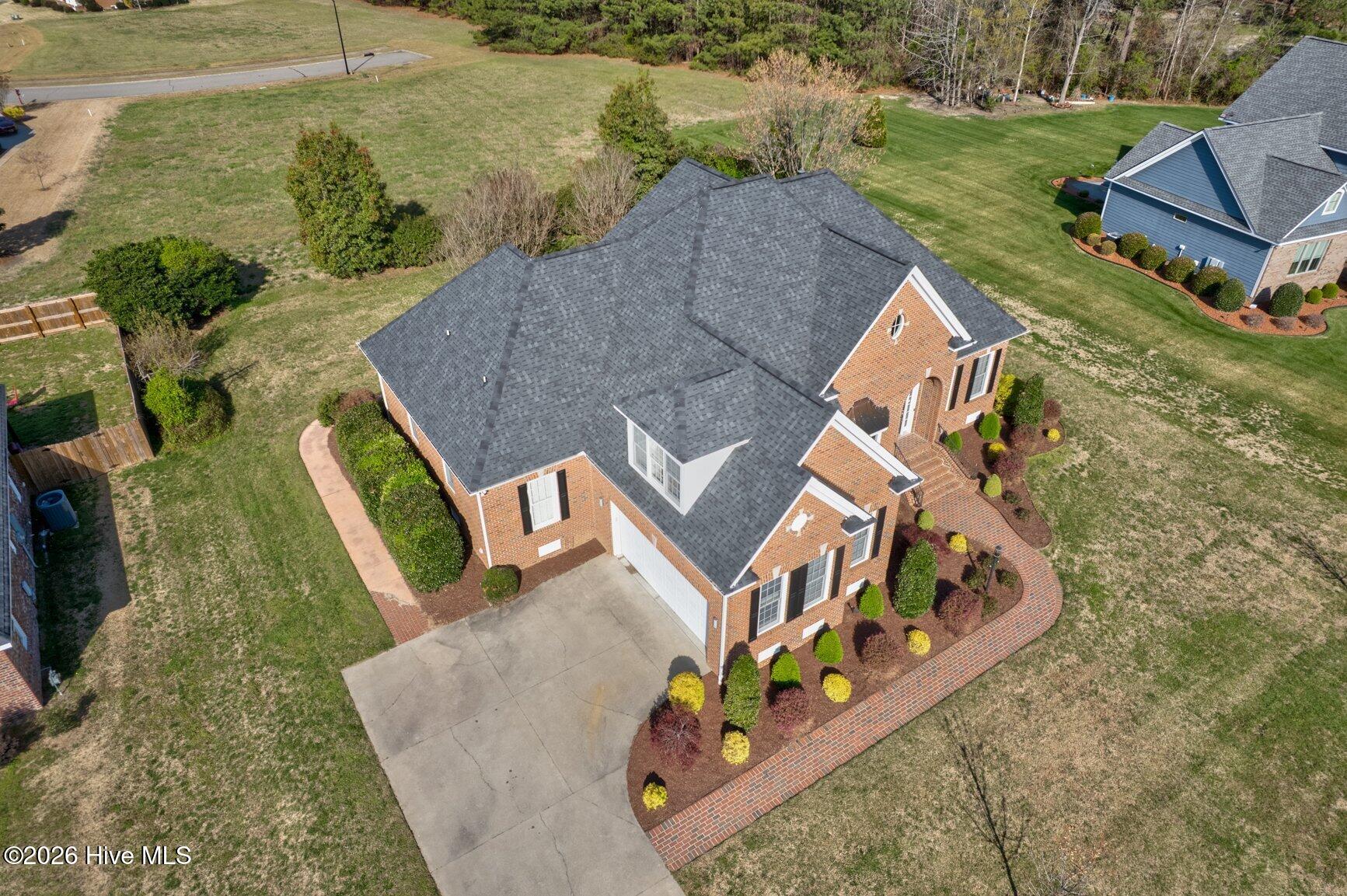 642 Chimney Hill Way