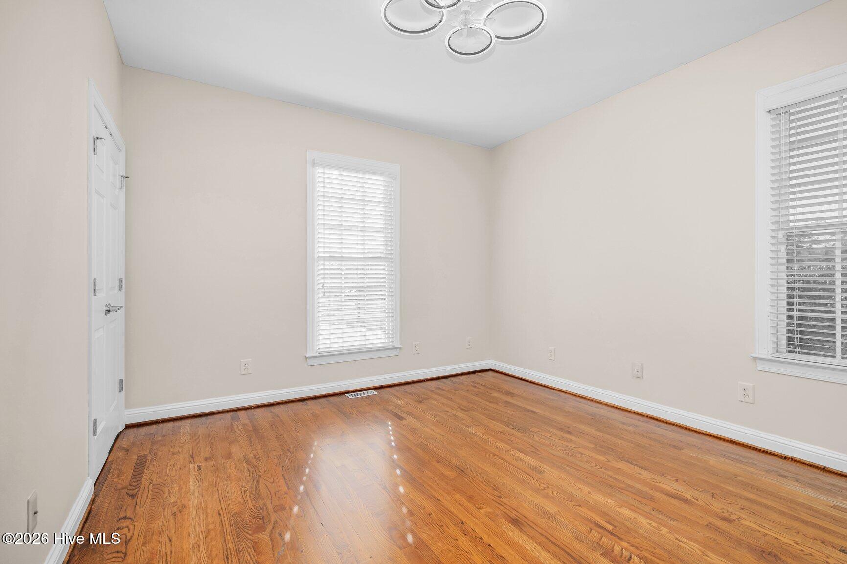 642 Chimney Hill Way