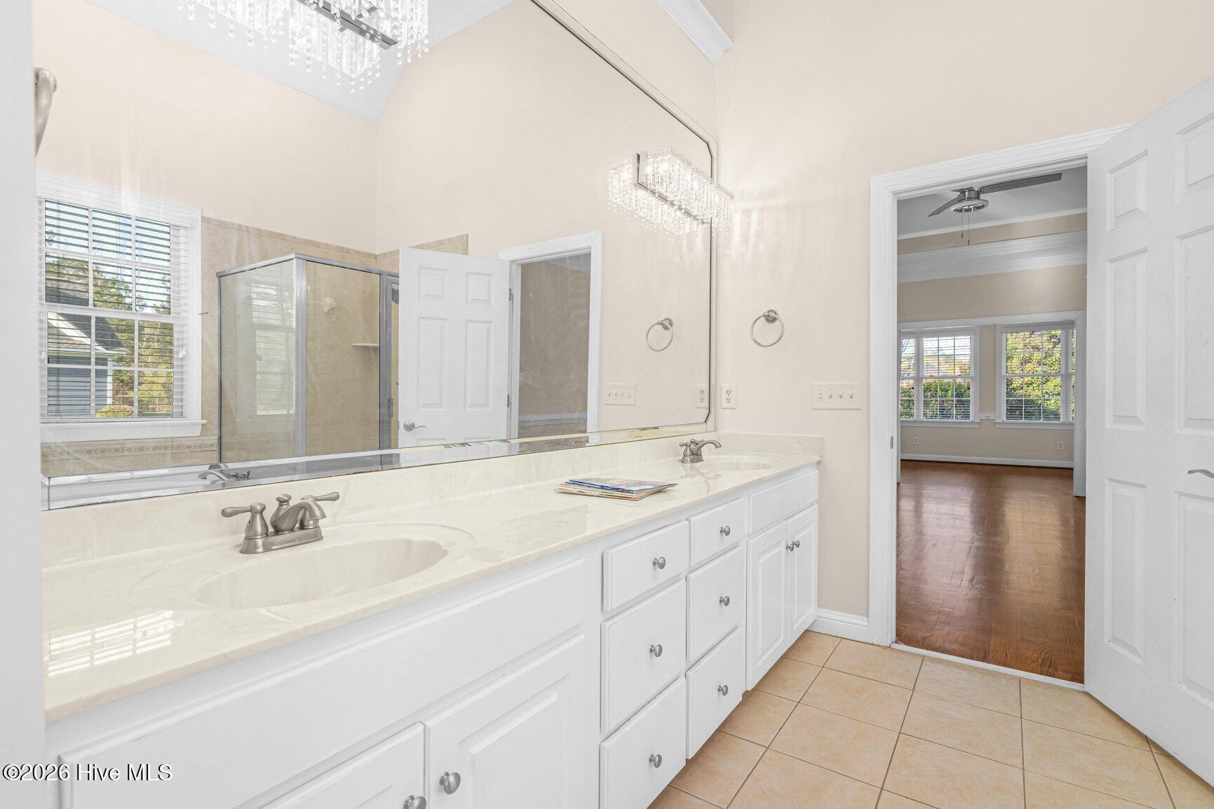 642 Chimney Hill Way