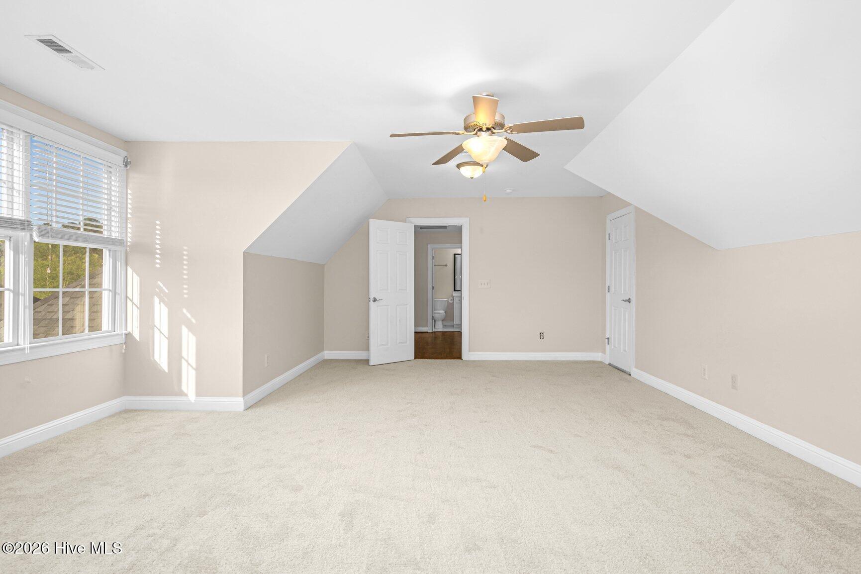642 Chimney Hill Way