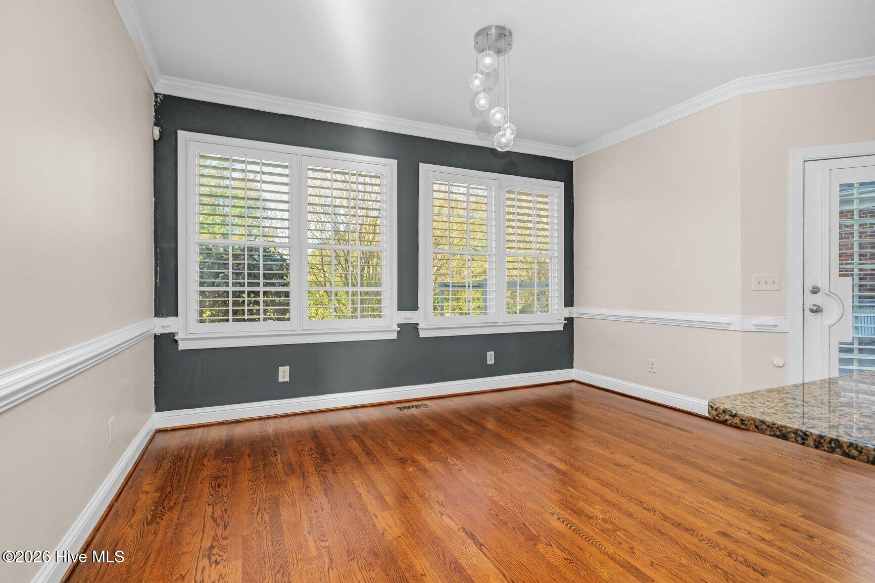 642 Chimney Hill Way