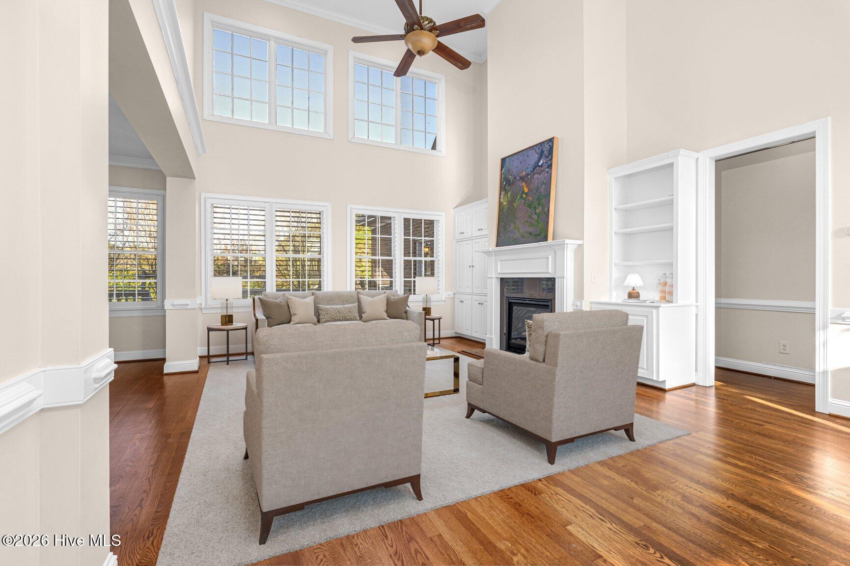 642 Chimney Hill Way