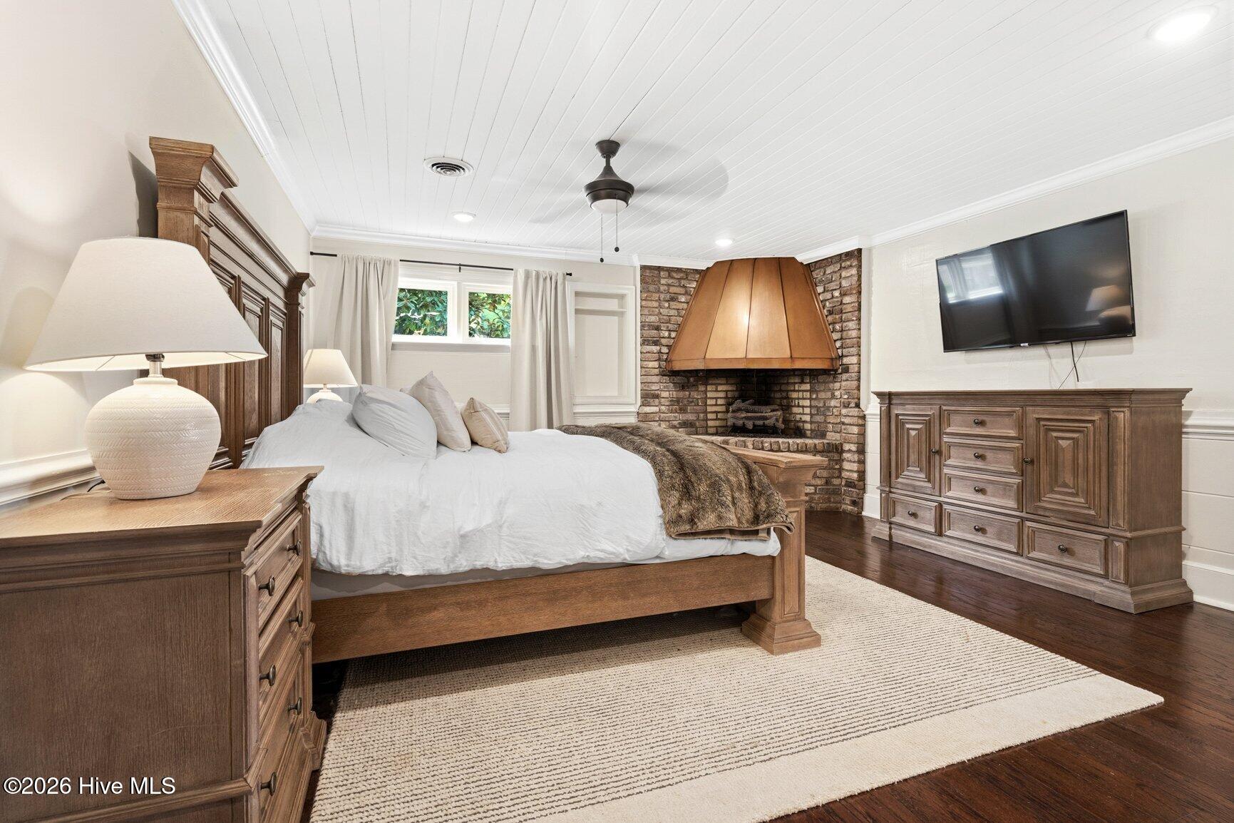 224 S Englewood Drive