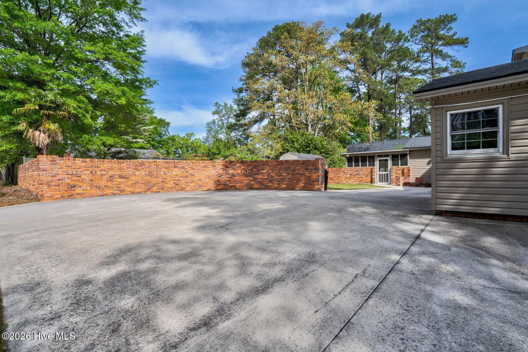 224 S Englewood Drive