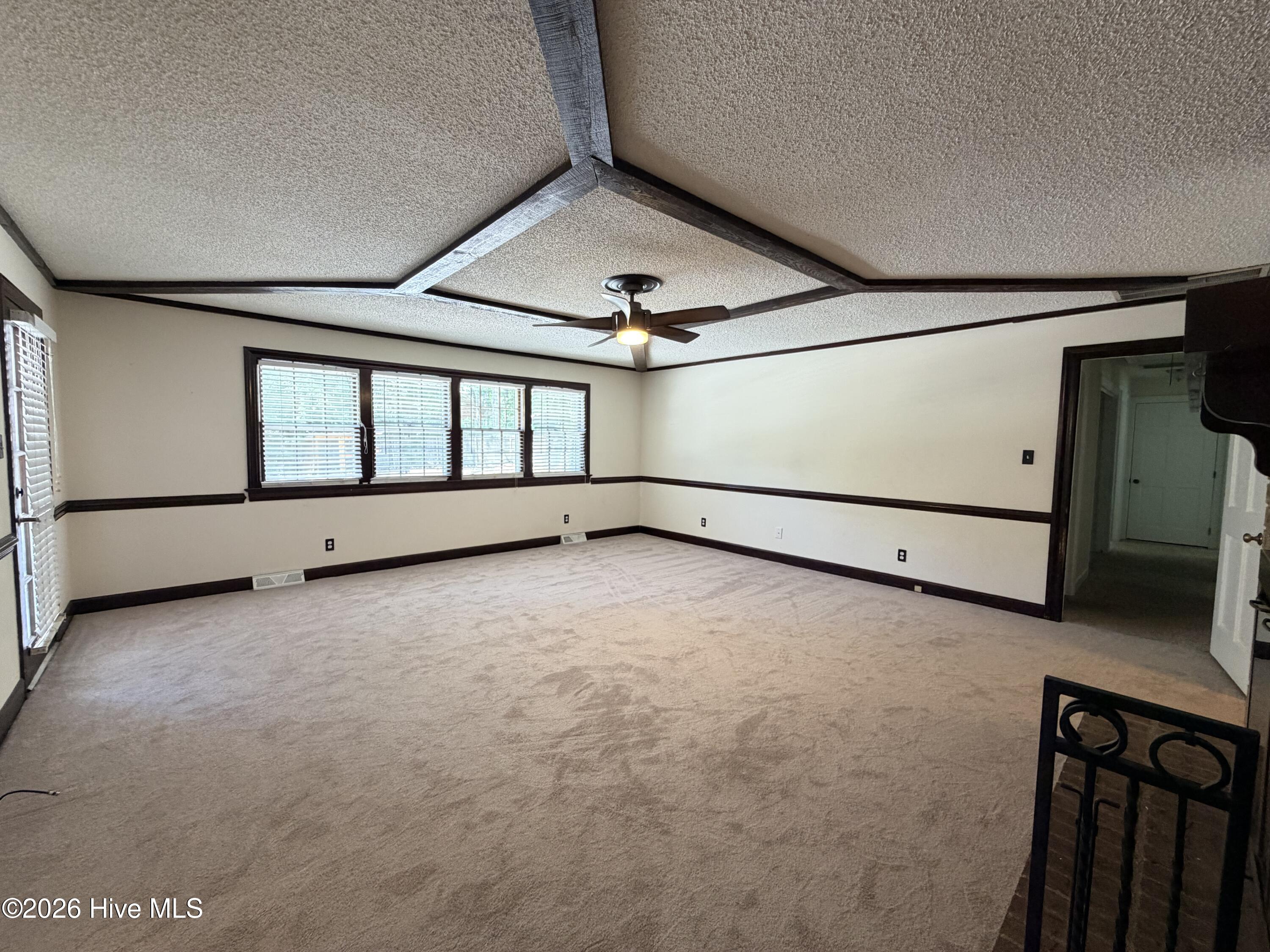 1000 Niblick Drive