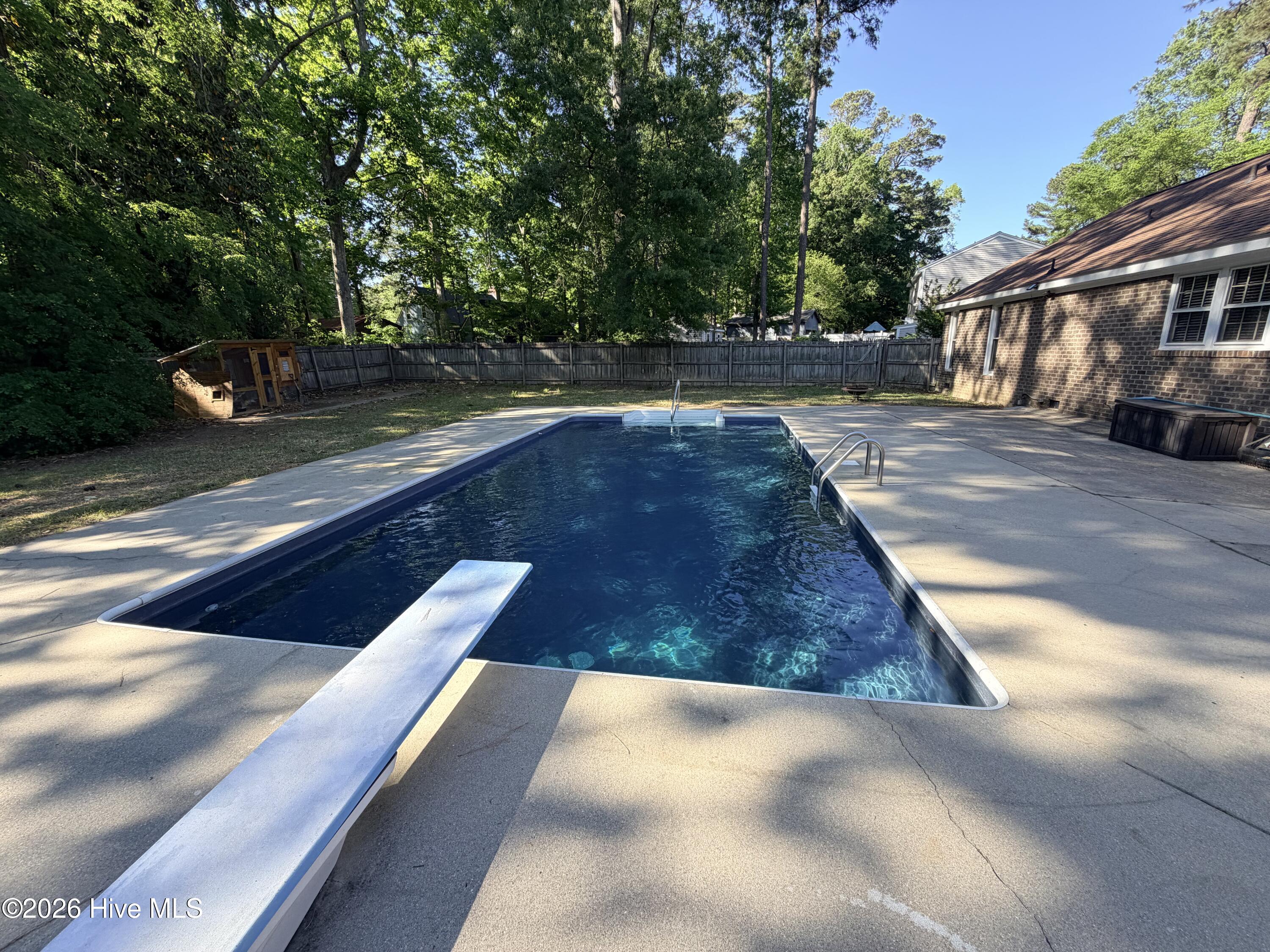 1000 Niblick Drive