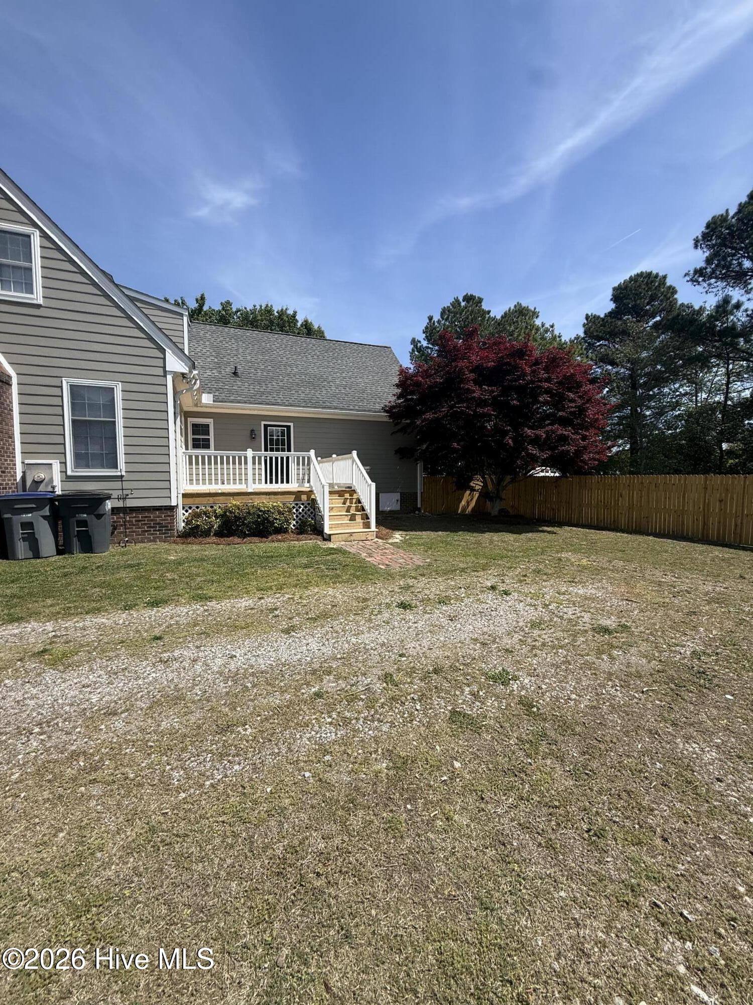 1601 Benvenue Forest Road