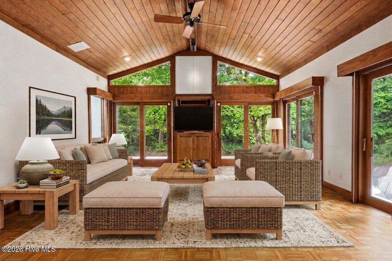 316 Iron Horse Road