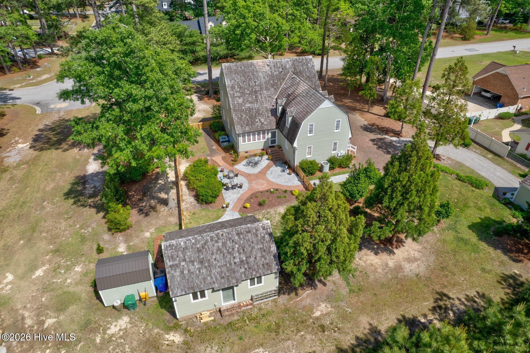 1516 Colony Drive