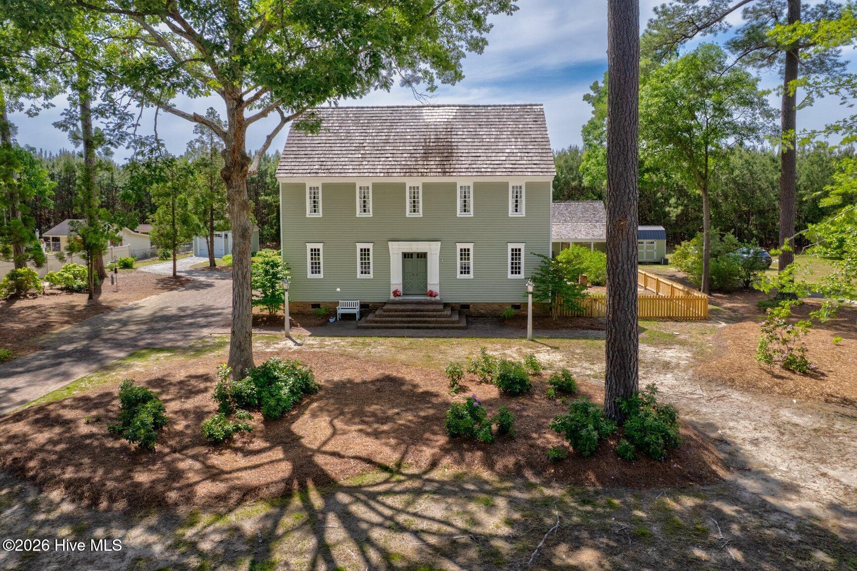 1516 Colony Drive