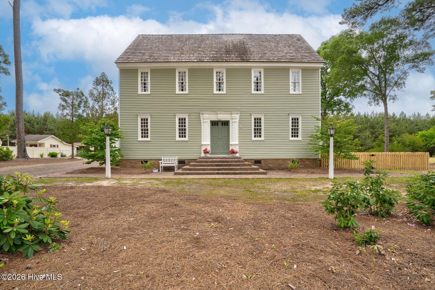 1516 Colony Drive