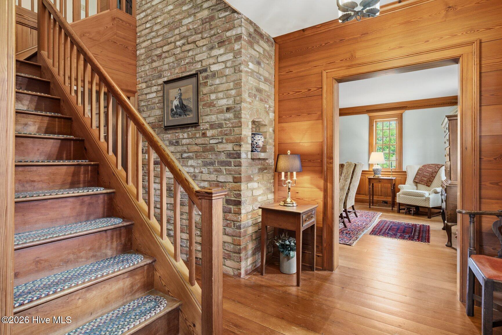 1516 Colony Drive