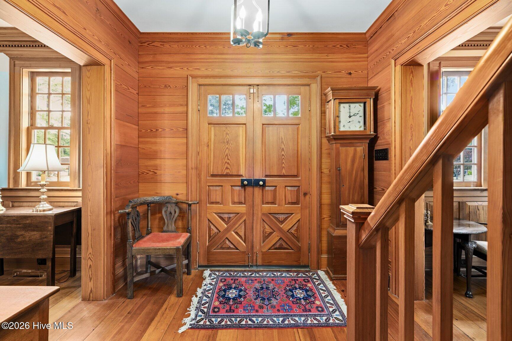 1516 Colony Drive