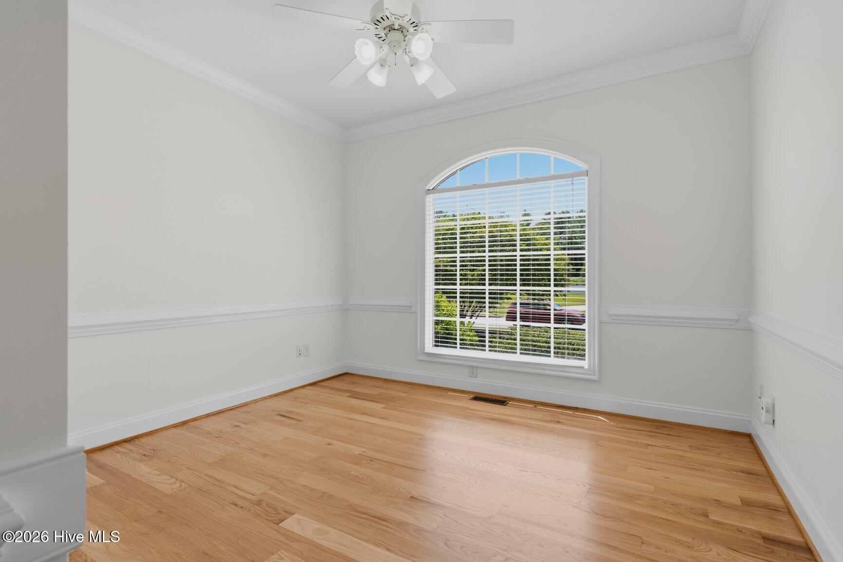 817 Logan Trail