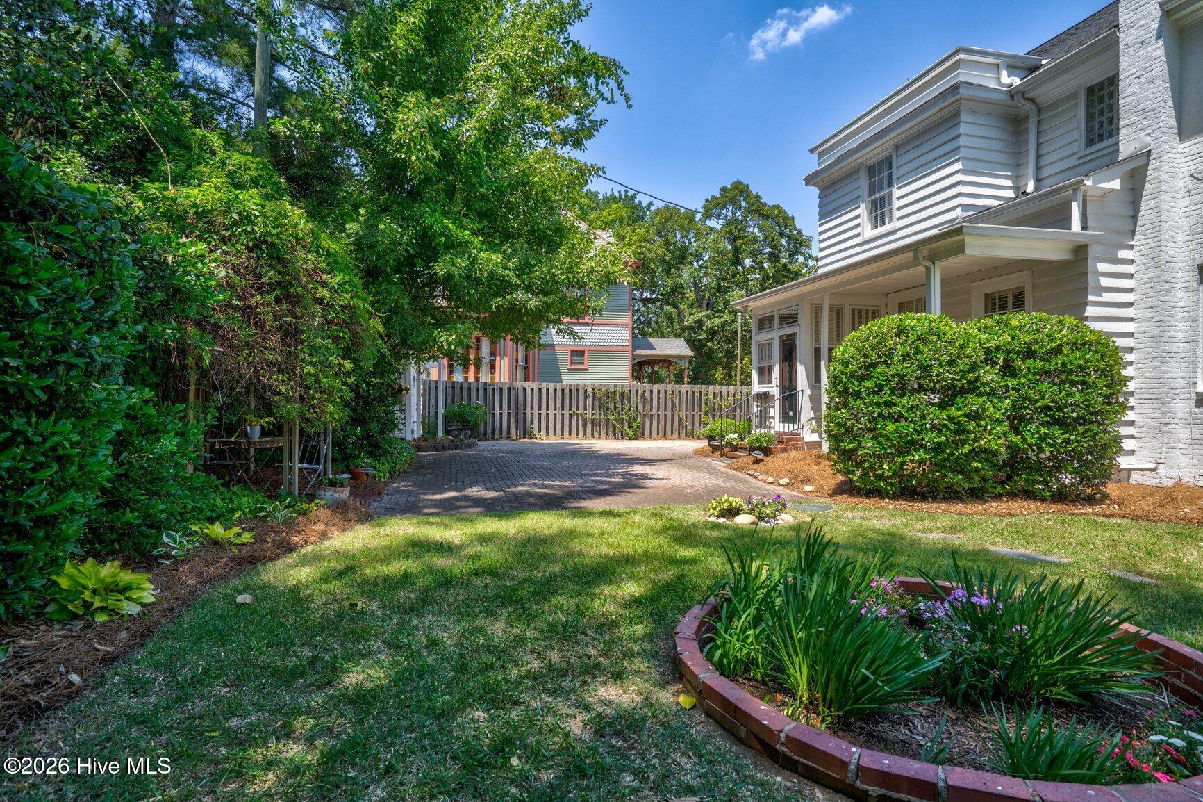 1208 N Main Street