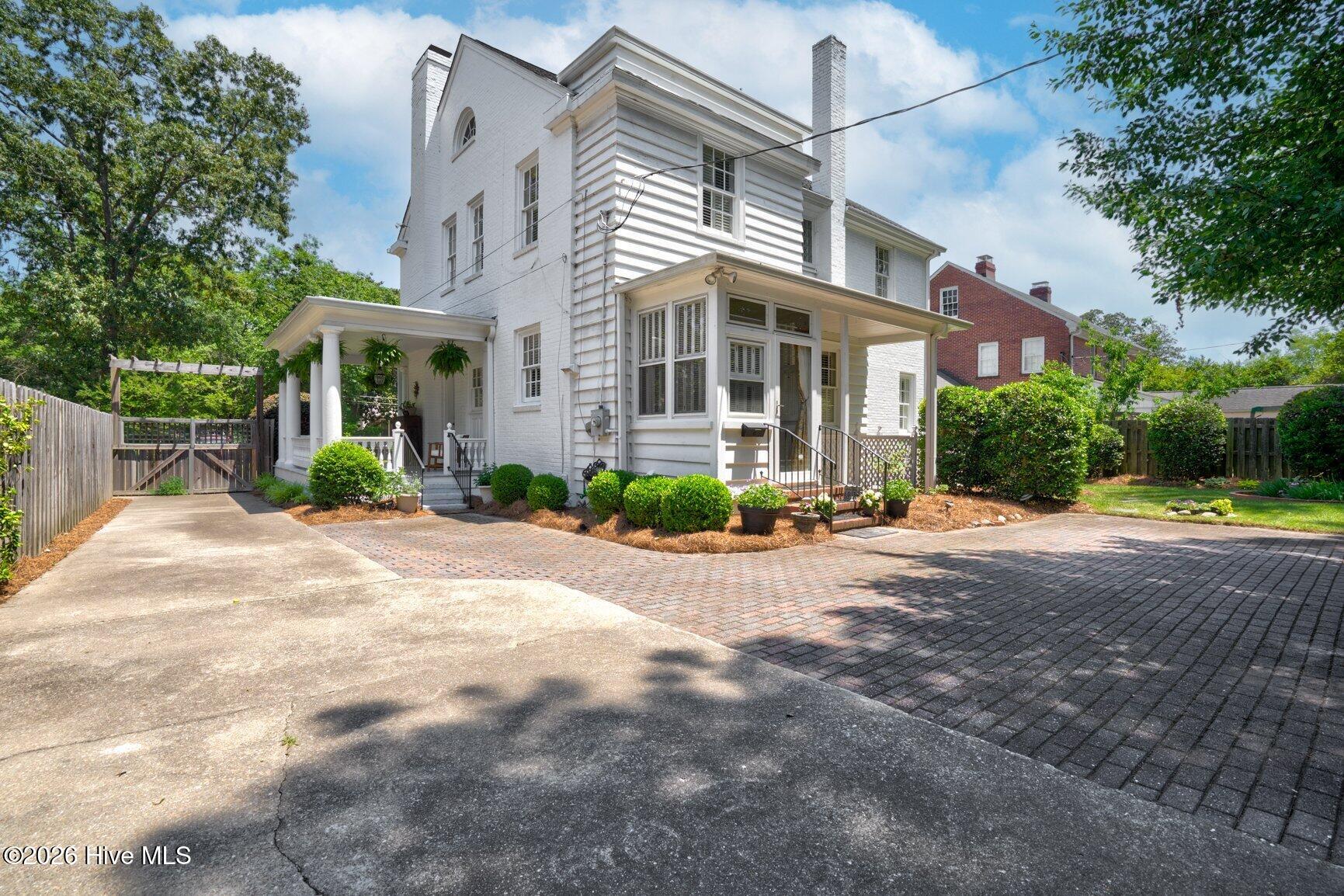 1208 N Main Street