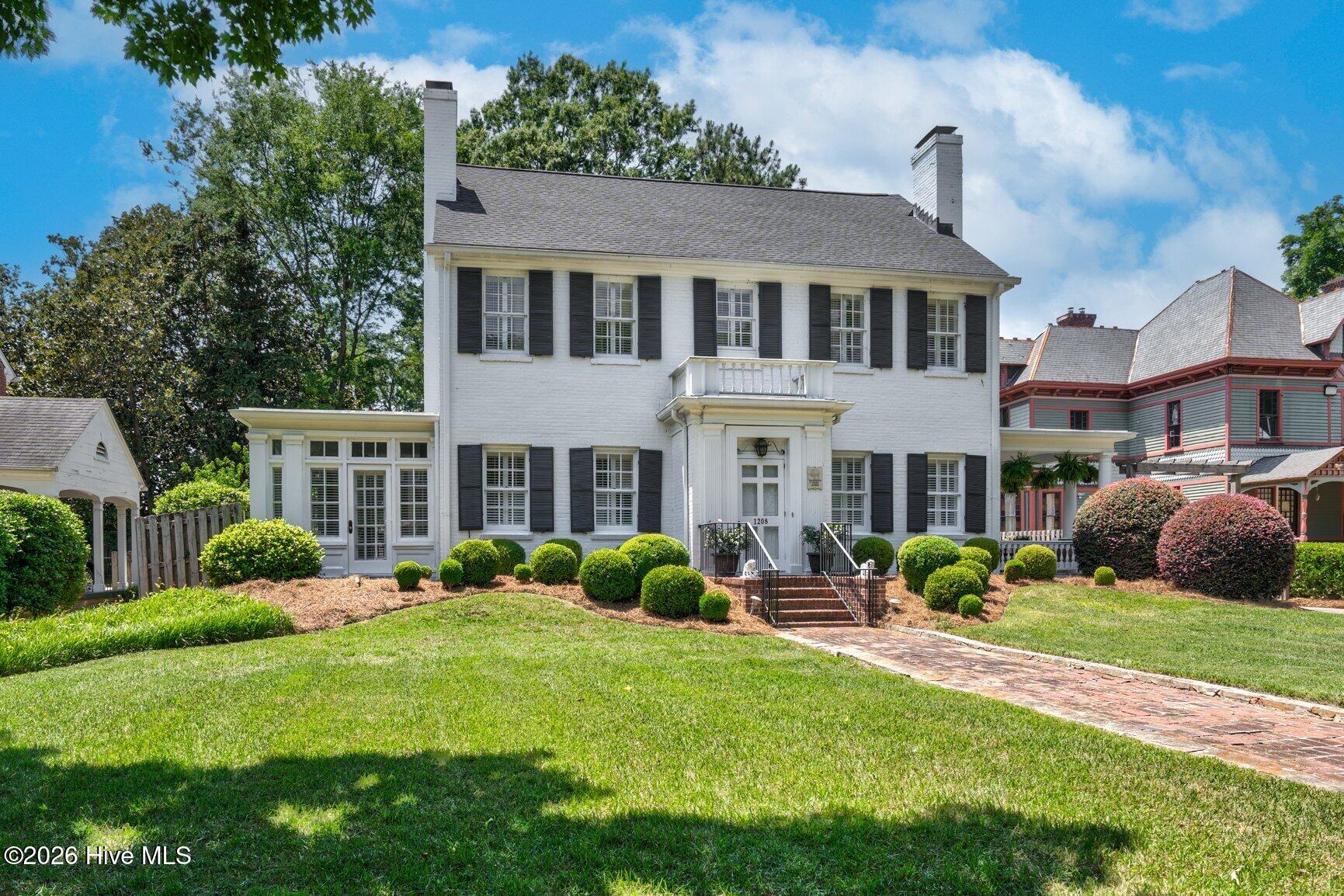 1208 N Main Street