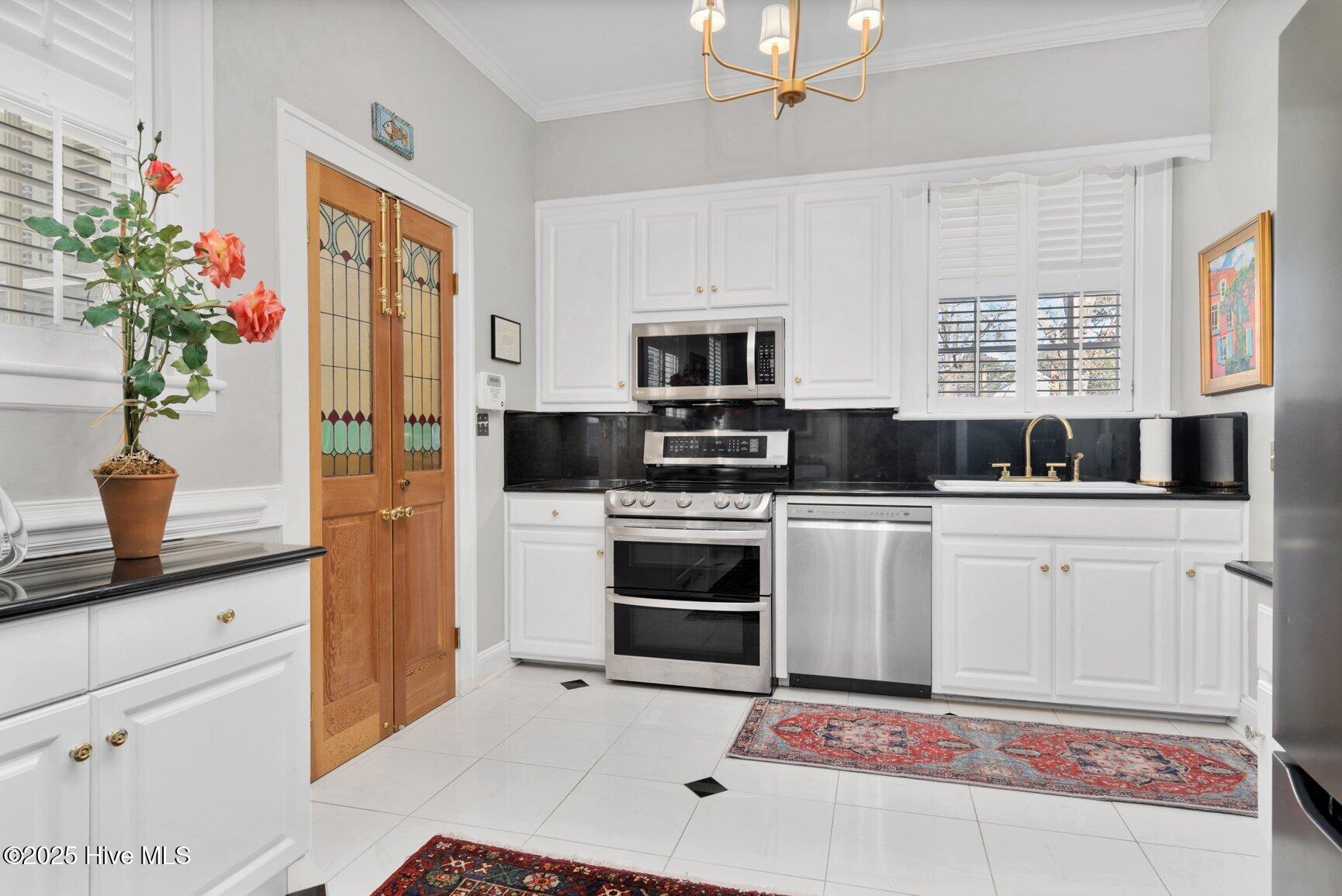 1208 N Main Street