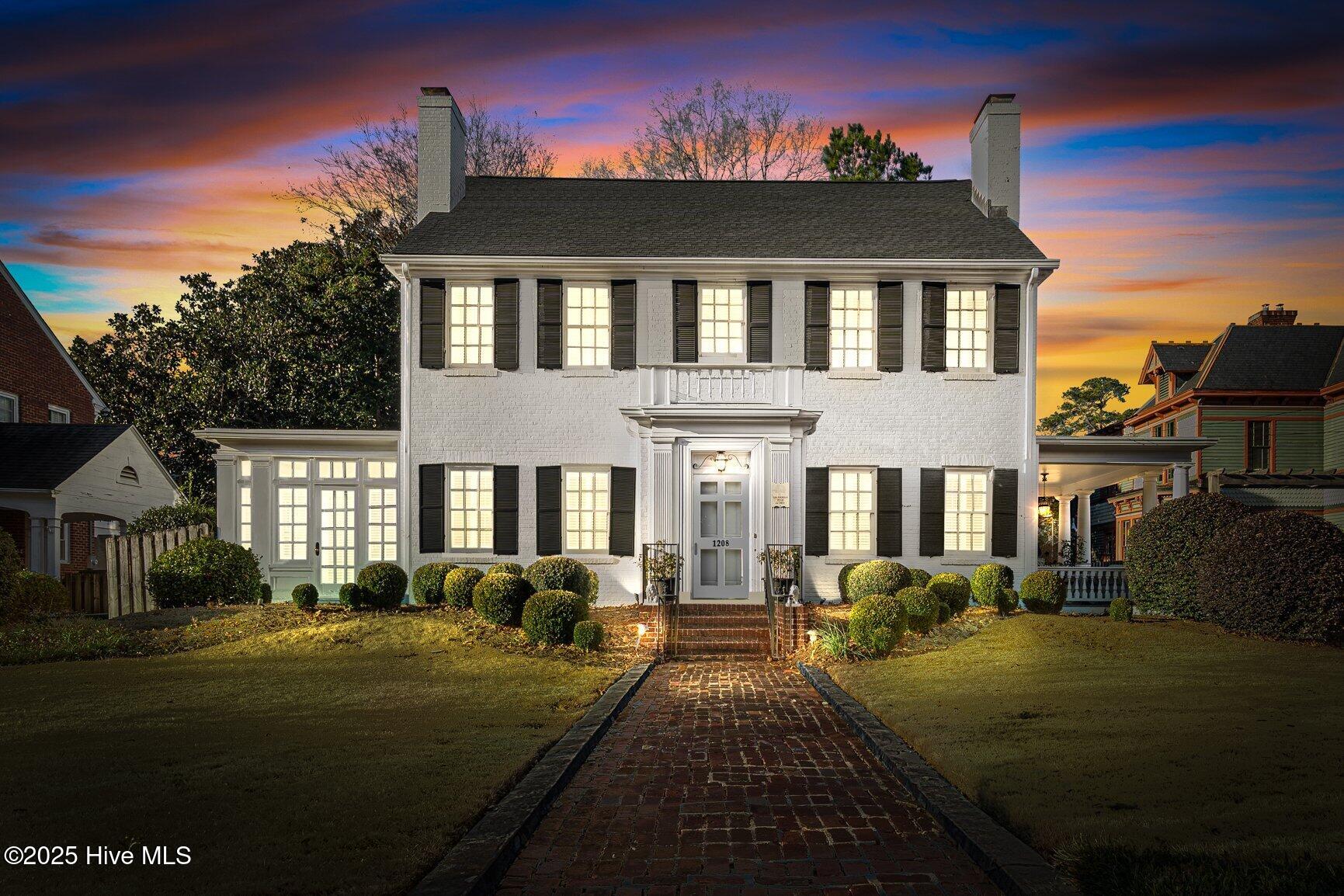1208 N Main Street