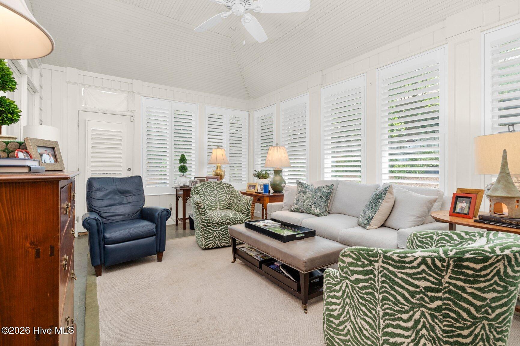 109 Cobblestone Court