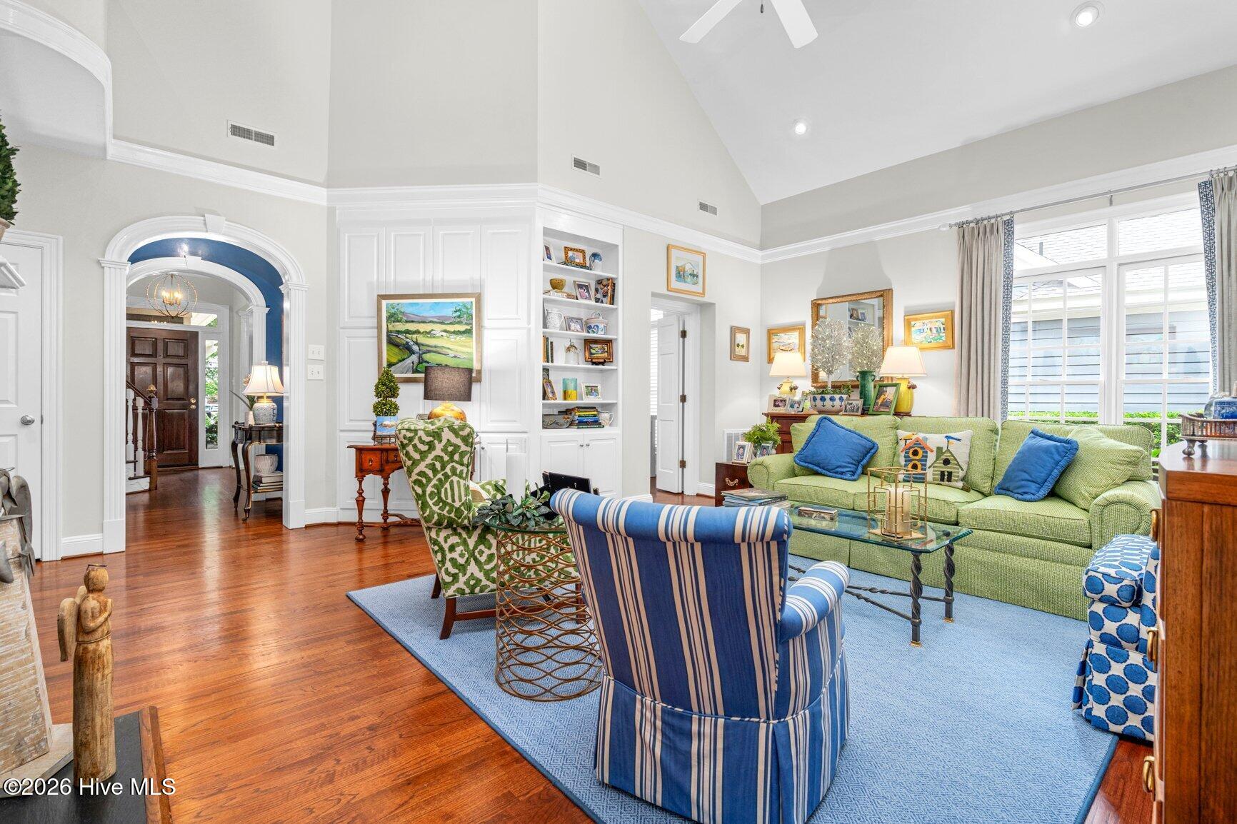 109 Cobblestone Court