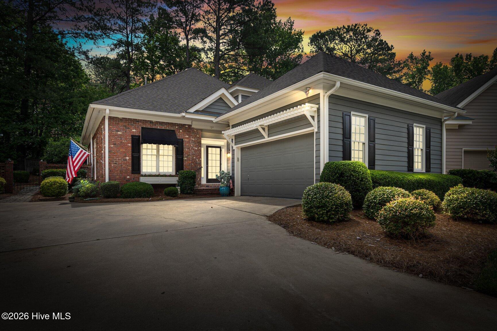 109 Cobblestone Court