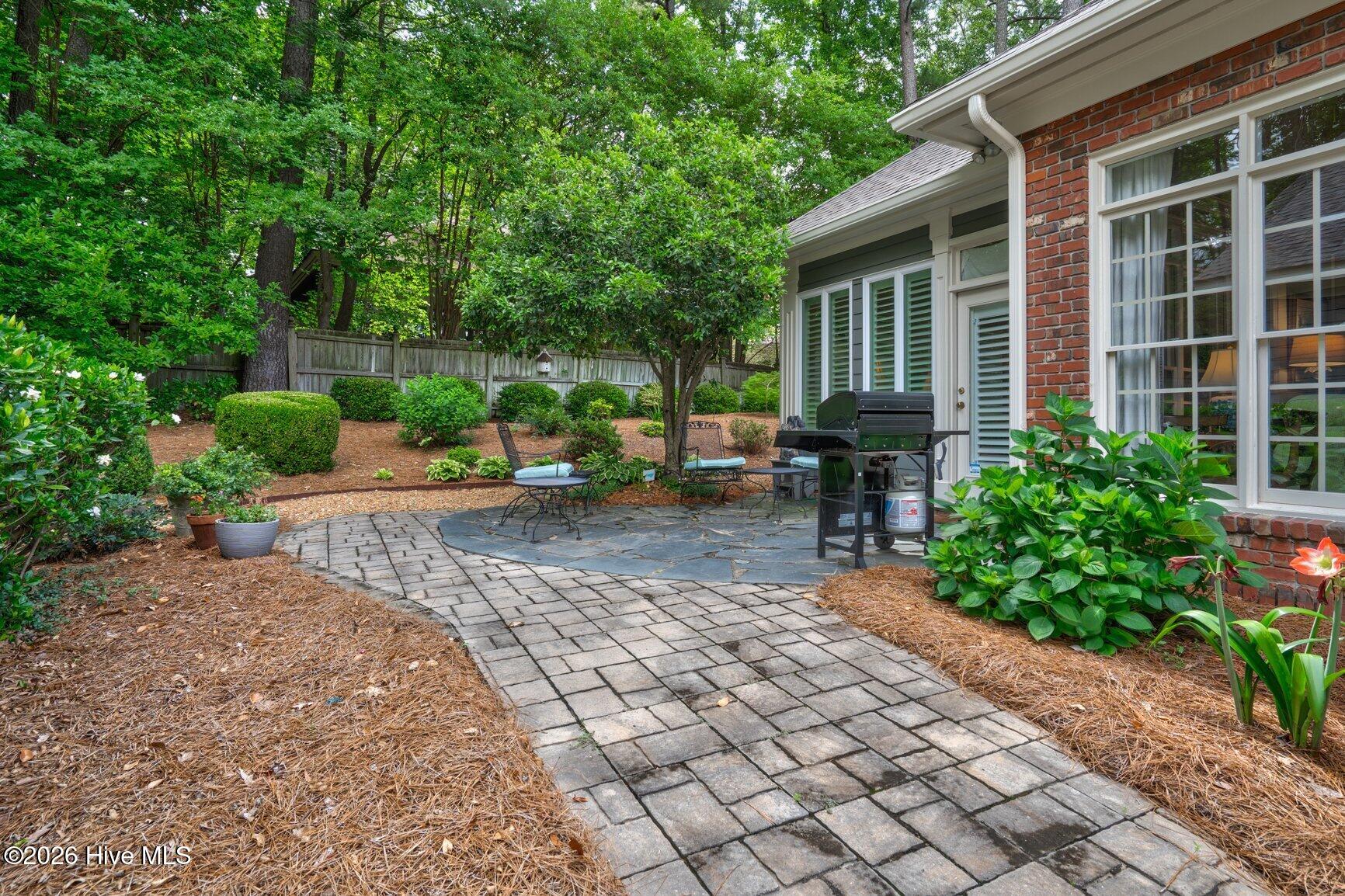 109 Cobblestone Court