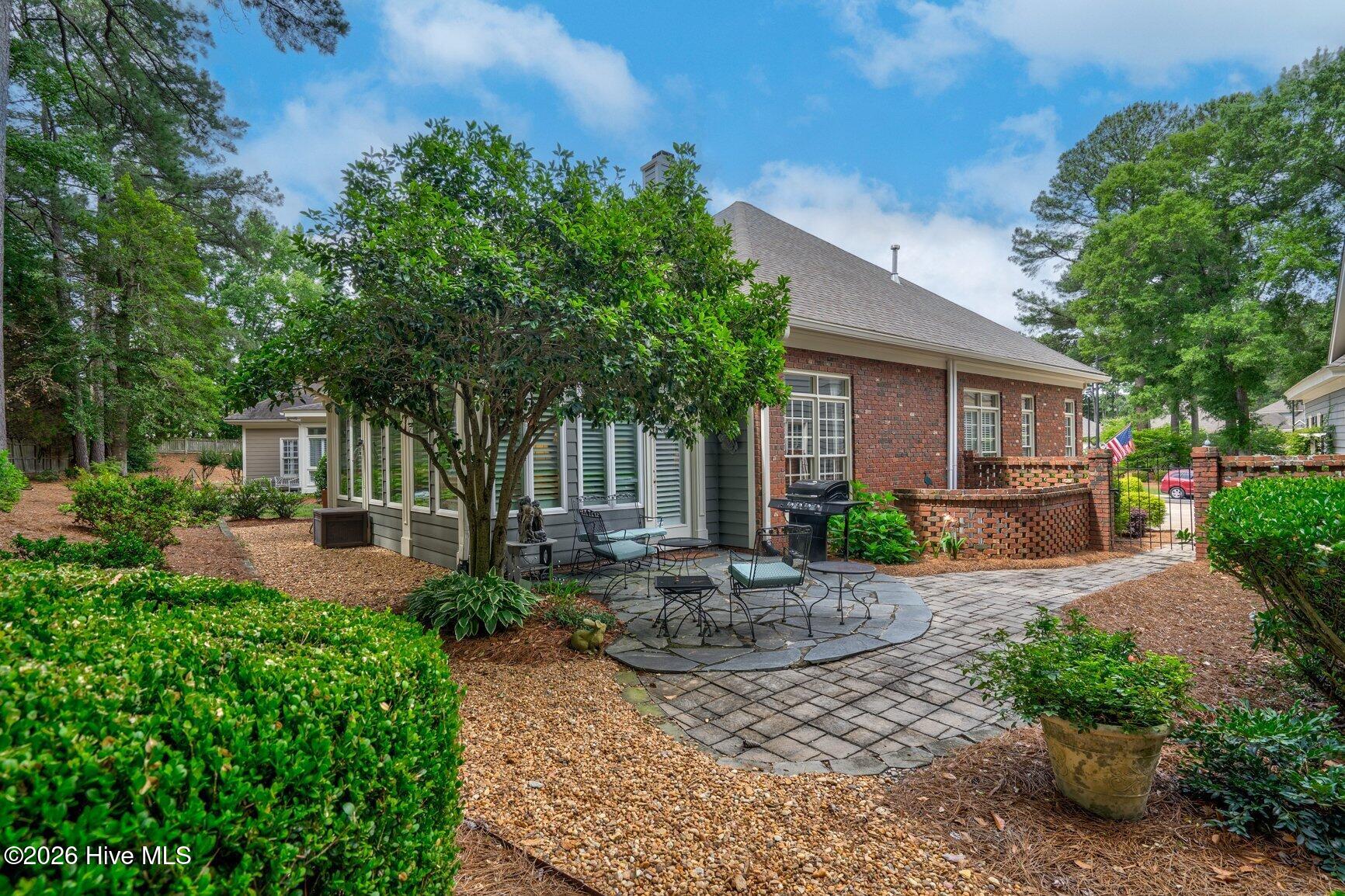 109 Cobblestone Court