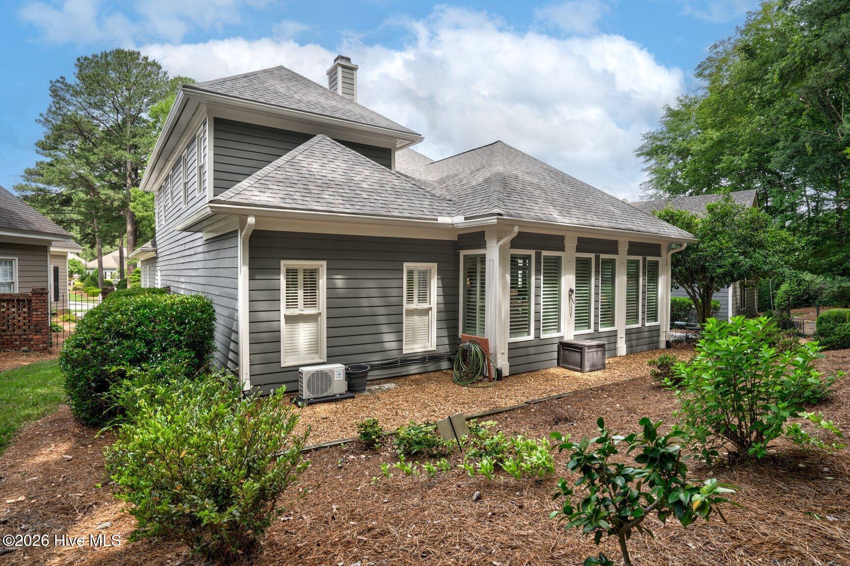 109 Cobblestone Court