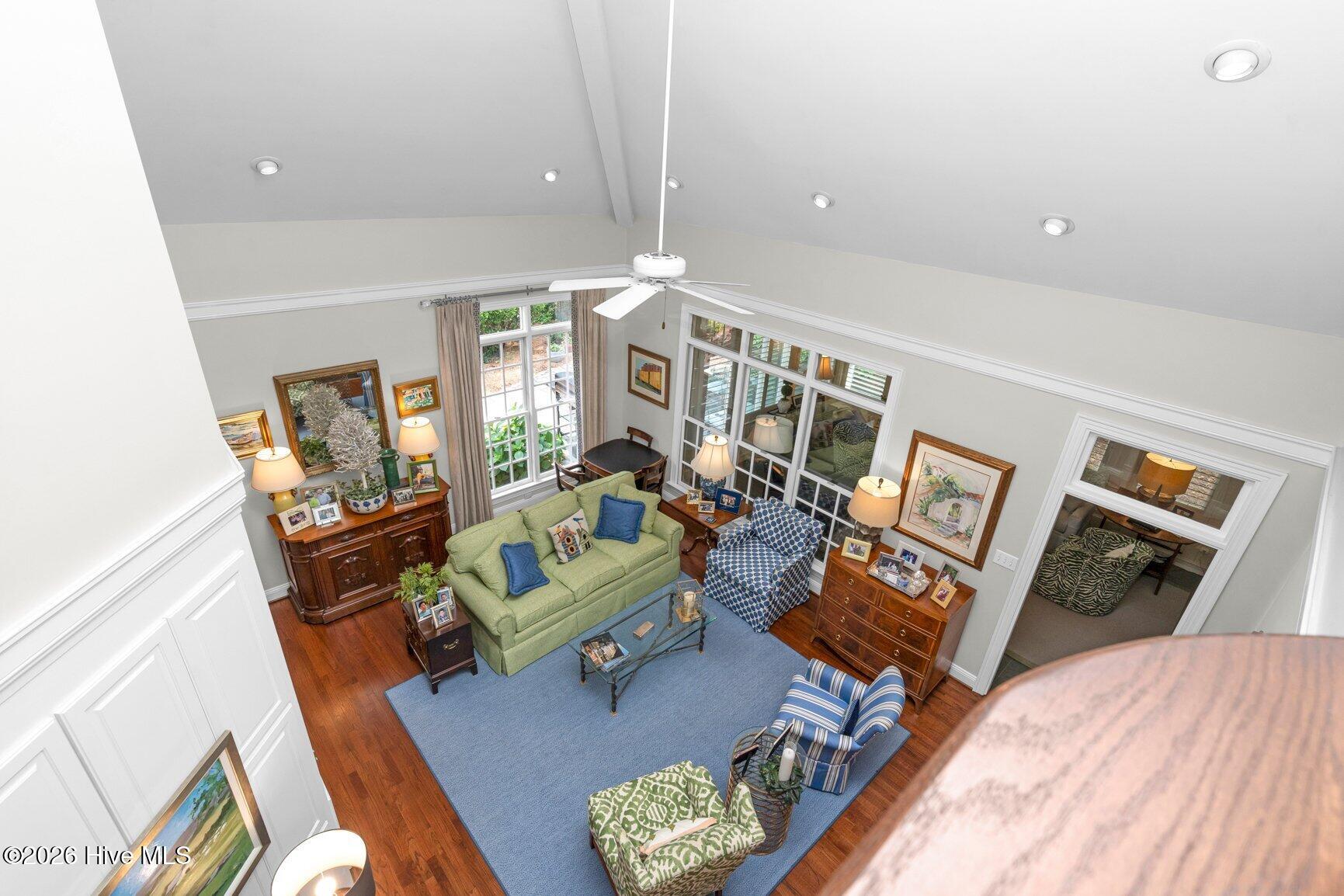 109 Cobblestone Court
