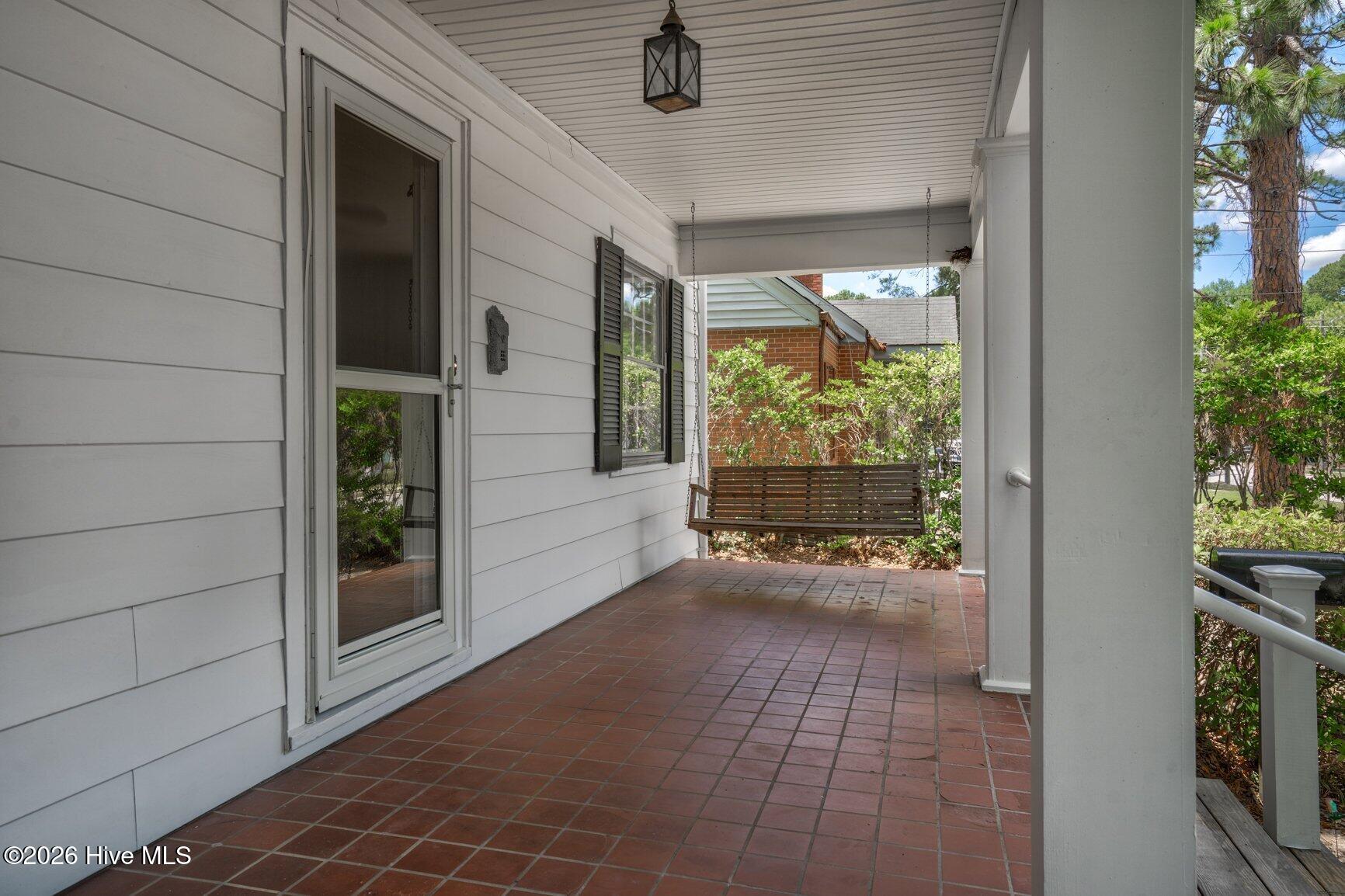1209 W Thomas Street