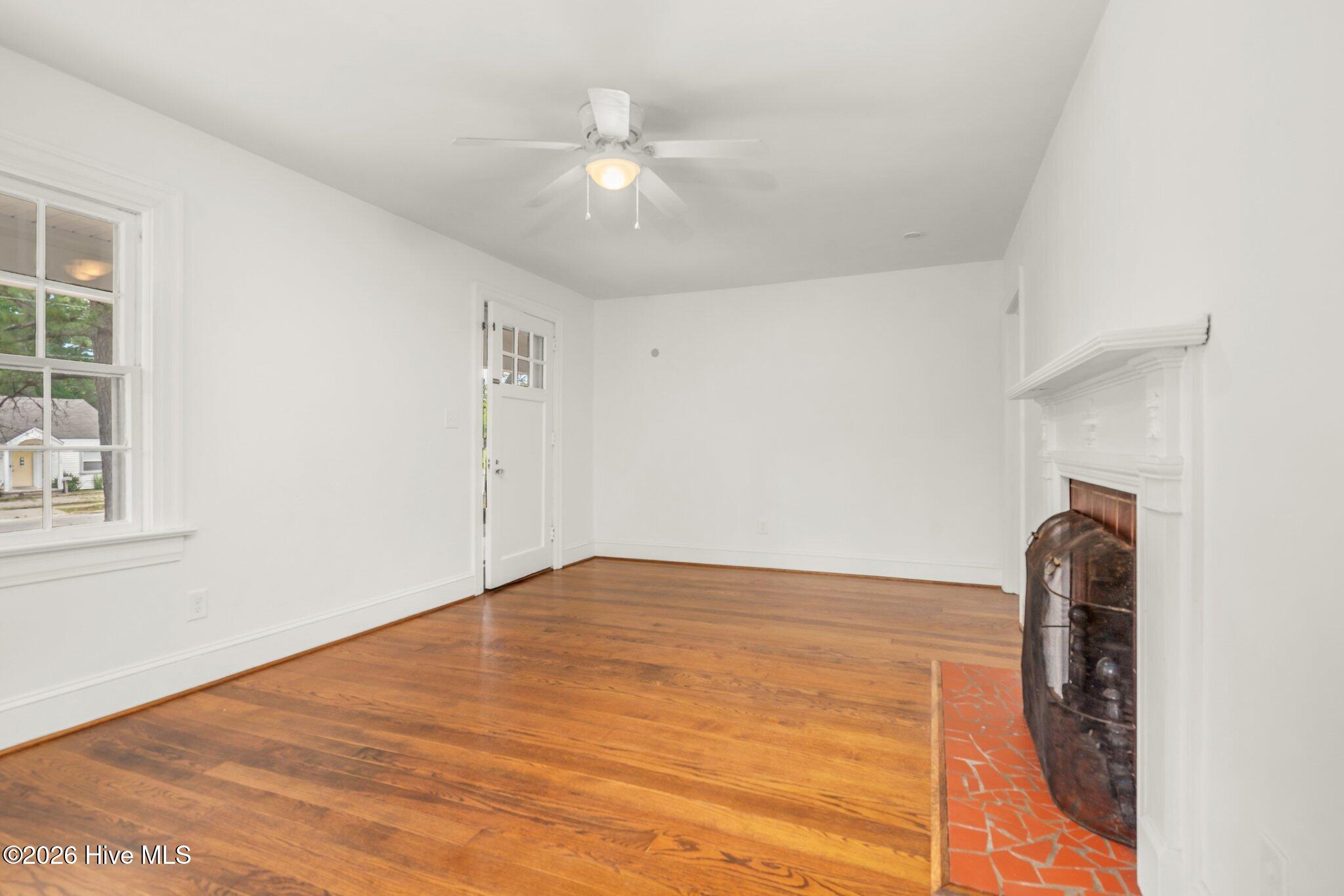 1209 W Thomas Street