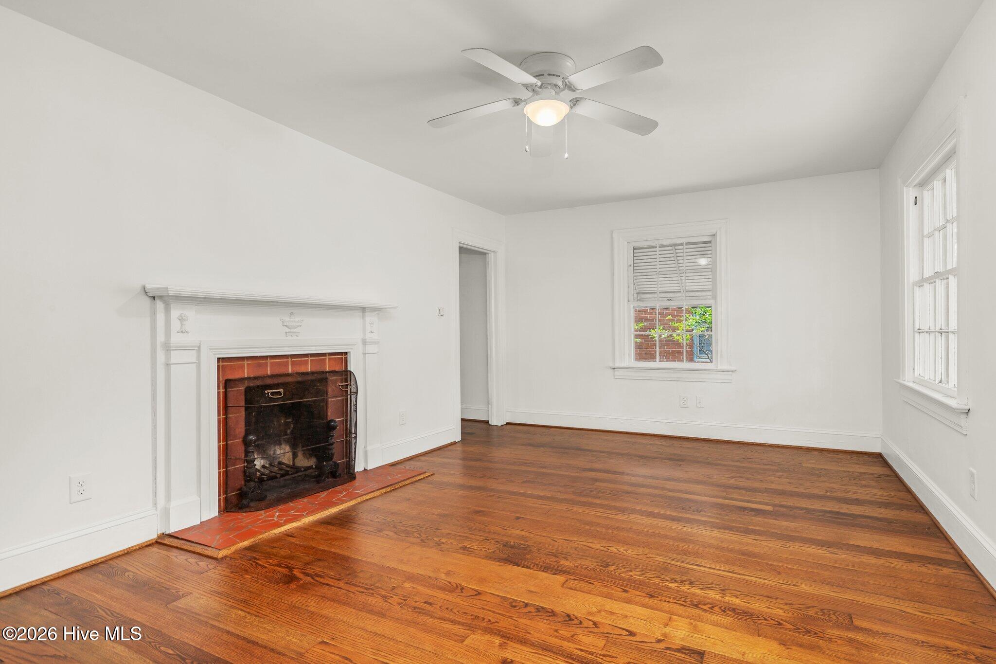 1209 W Thomas Street