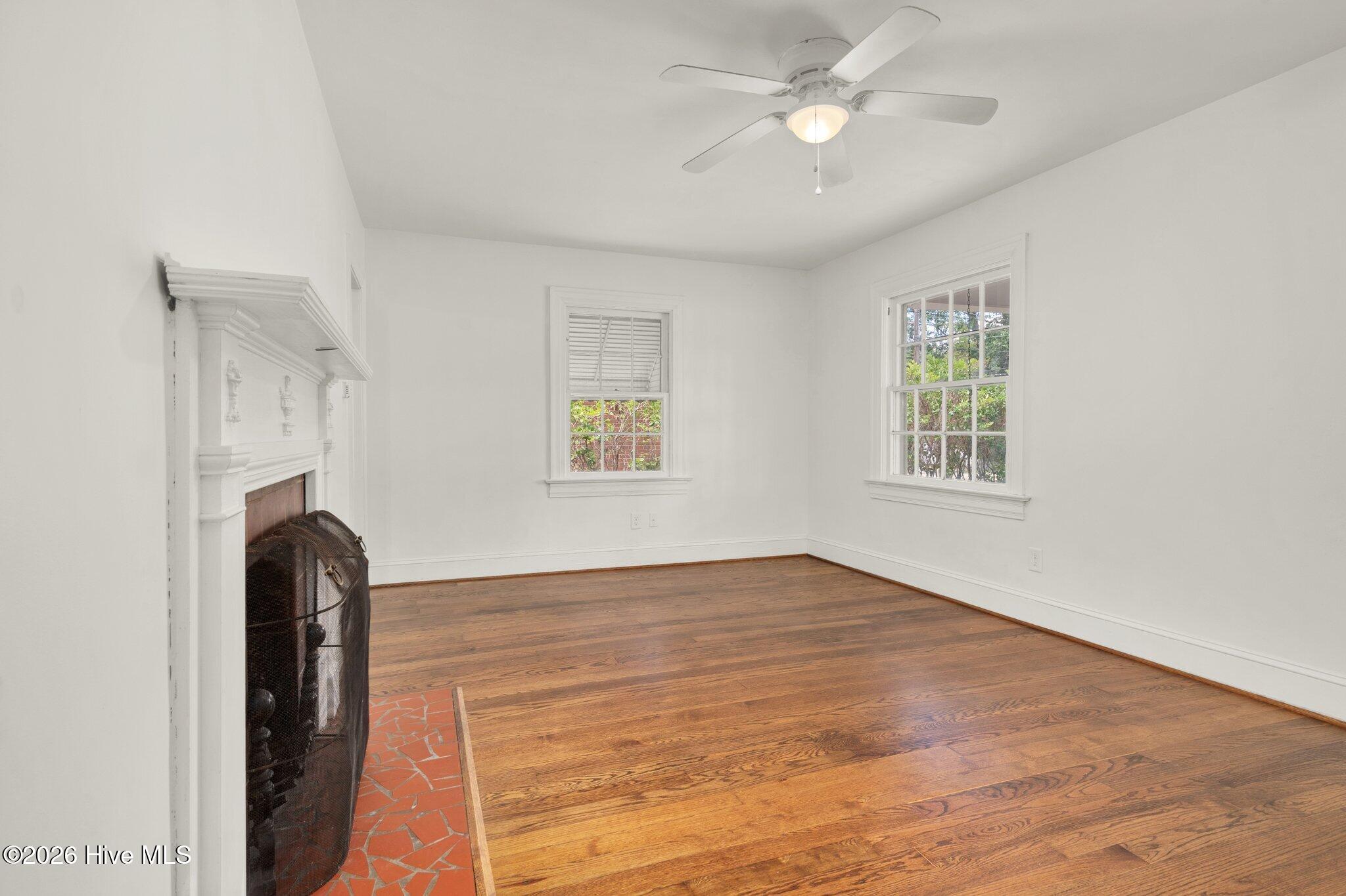1209 W Thomas Street