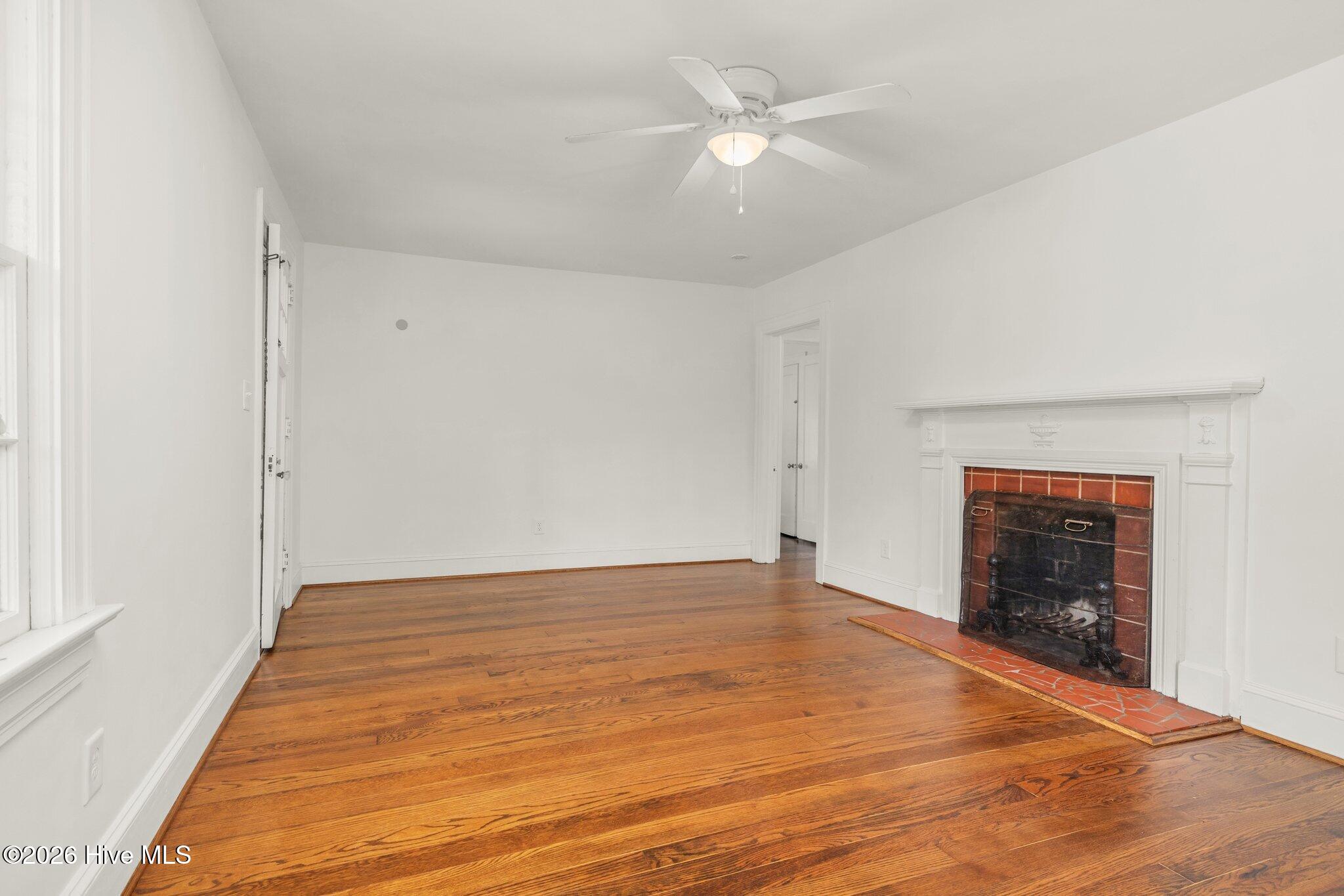 1209 W Thomas Street